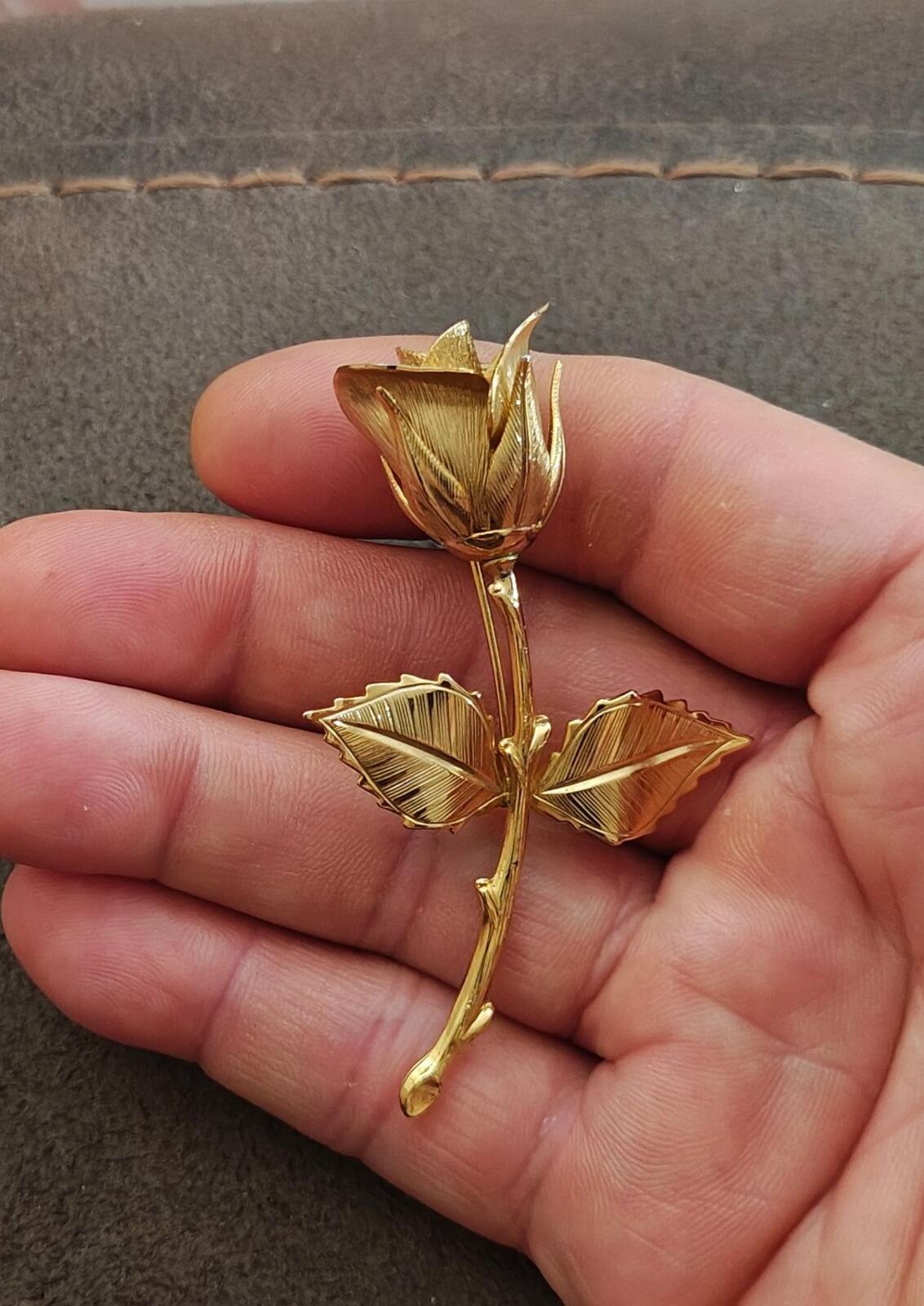 1960s/70s Gold Tone Textured Rose Brooch