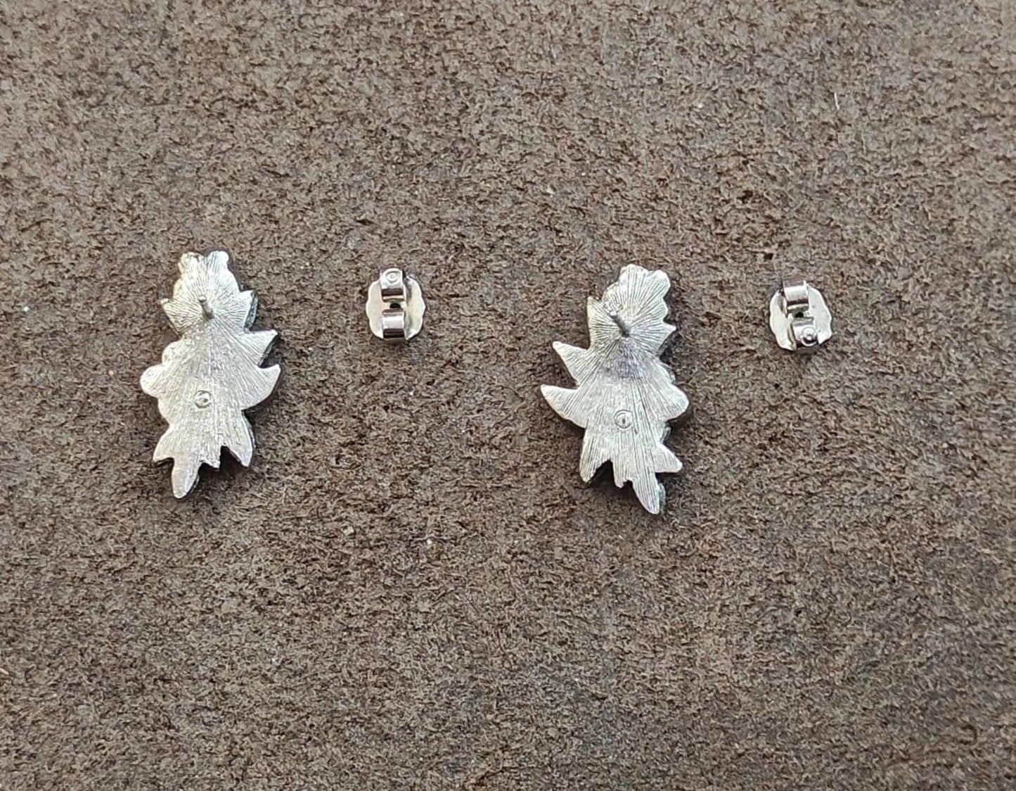 1980s Vintage Avon Floral Silver Tone Elven Leaves Rhinestones Stud Earrings