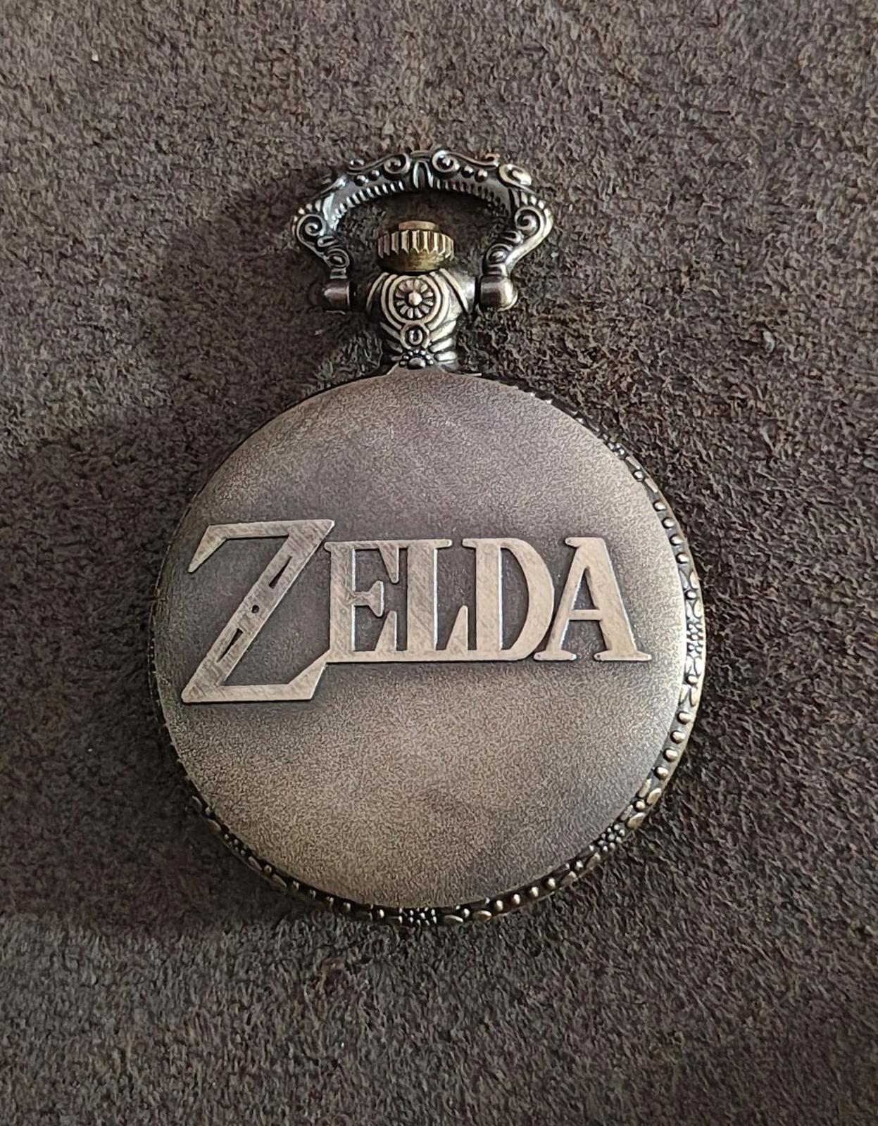 Legend of Zelda Triforce Pocket Watch Pendant Necklace Watch