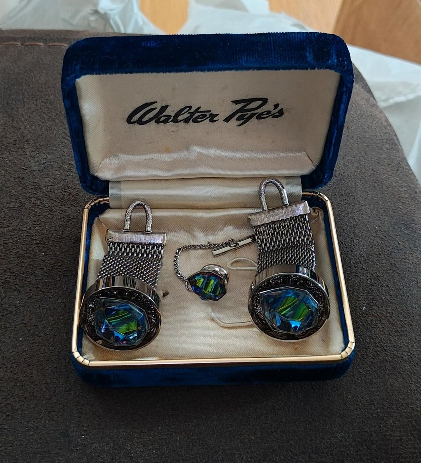 1950/60’s Walter Pye’s Iridescent Watermelon Rivoli Stone Cufflinks and Tie Tack