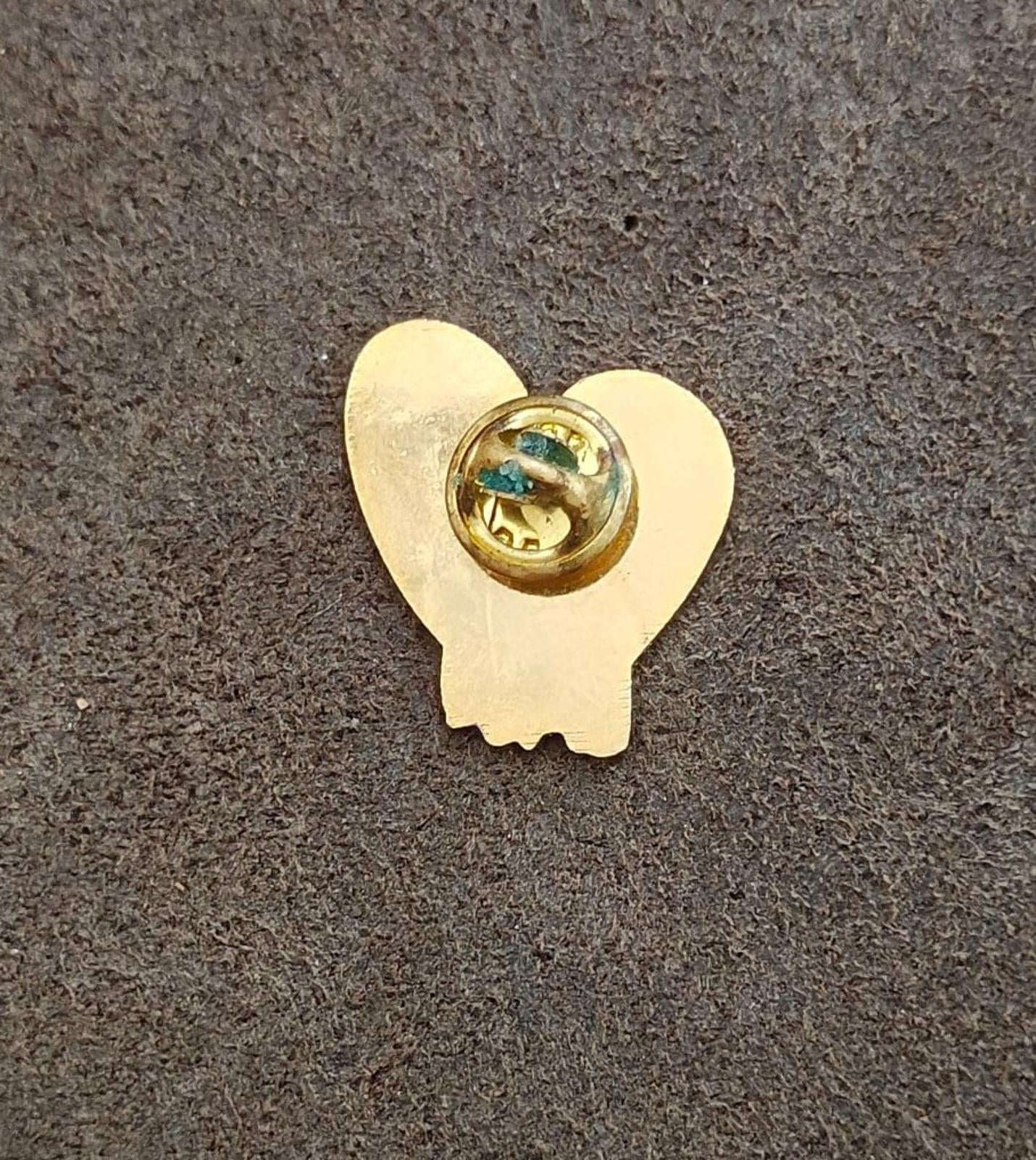 1980's Two Friends  Gold Tone Purple Enamel Heart Shaped Pin