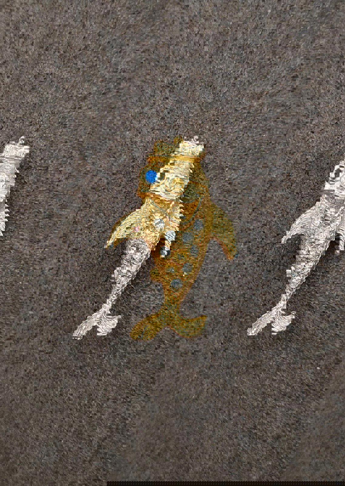 1960's Charlie the Tuna StarKist Mascot Collectible Advertising Pin