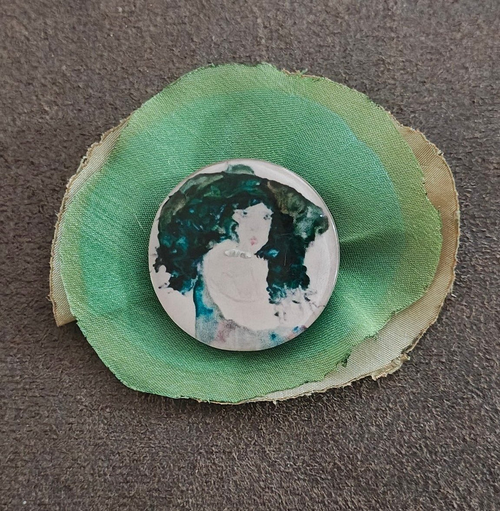 Handmade Gustav Klimt Philosophy Brooch Pin Art Nouveau Green Fabric Border
