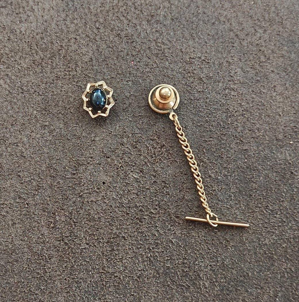 1950s/60s Gold Tone With Dark Cabochon Tie Tack
