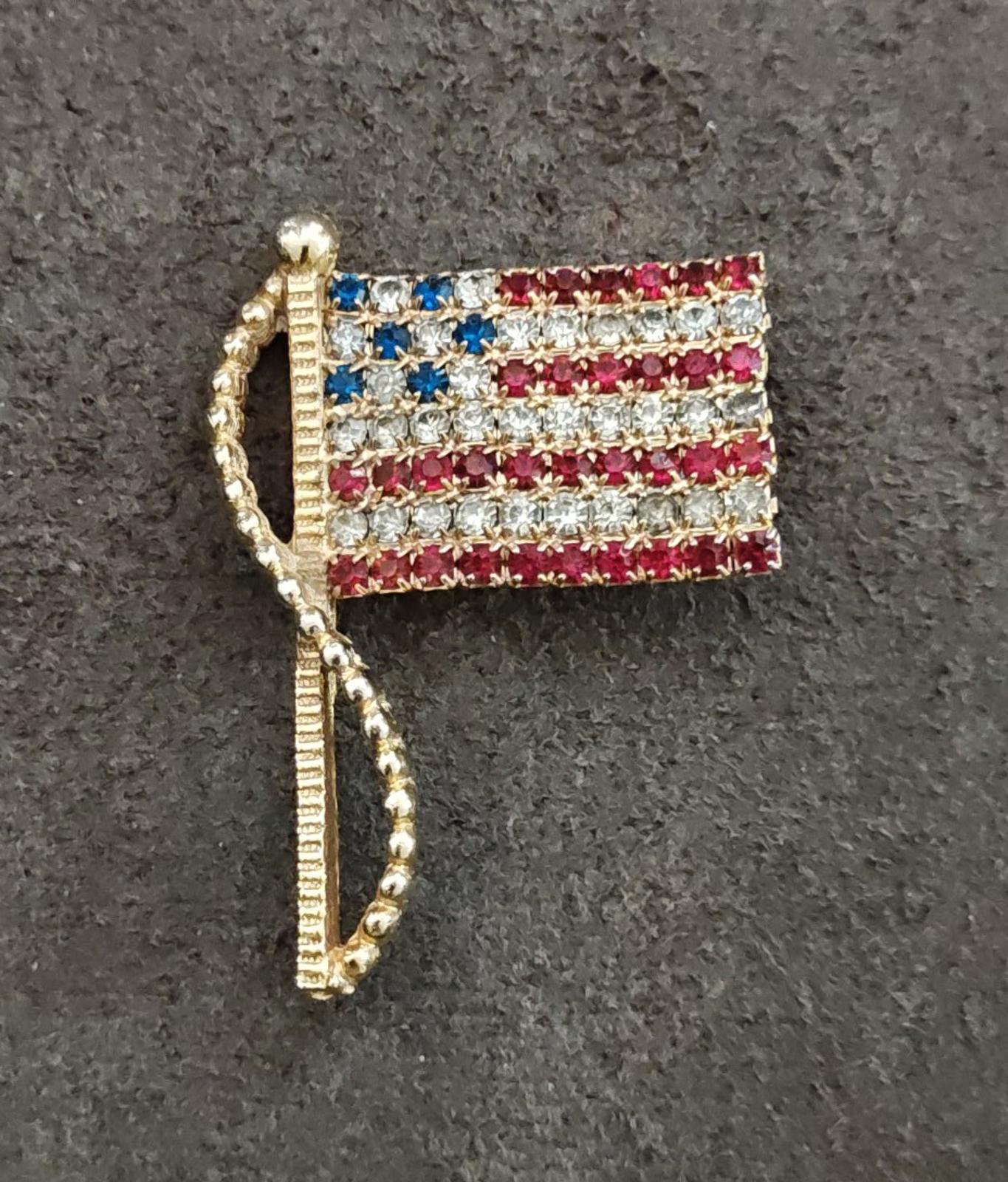 1960s Signed Rafaelian Gold Tone American Flag Patriotic Pin Brooch