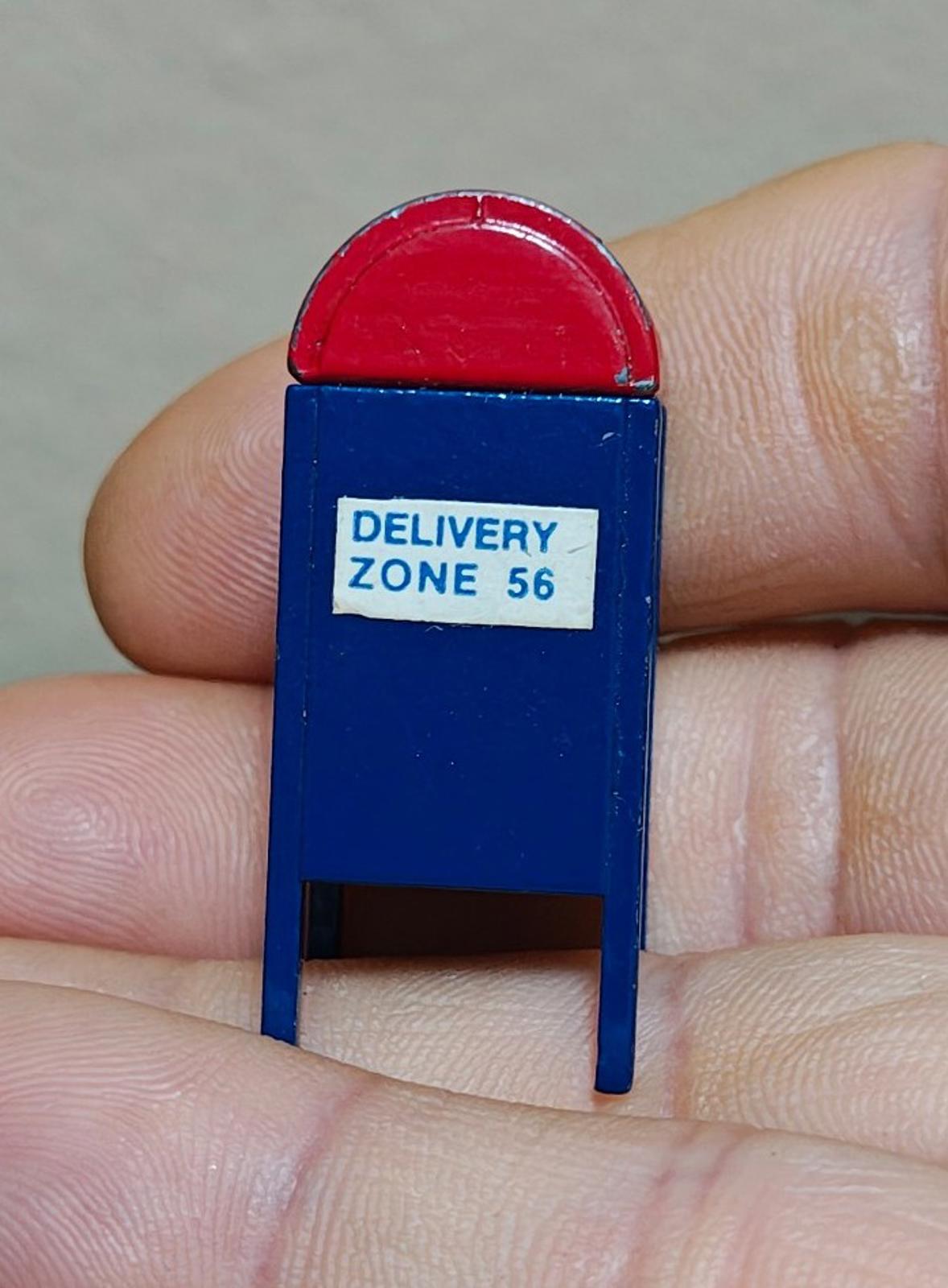 1989 Retired Dept 56 Miniature Metal Hand Painted "Mail Box"