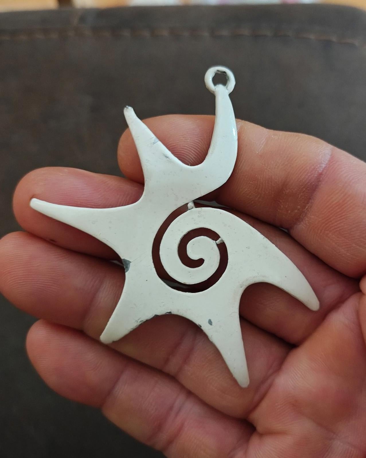 1970s Signed Kramer Spiral Star White Enamel Metal Pendant