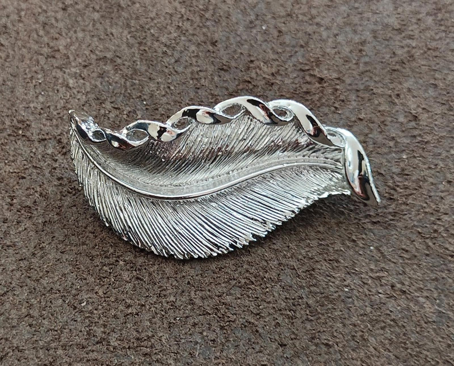 1960s Signed Gerry's Silver Tone Feather/Leaf Brooch
