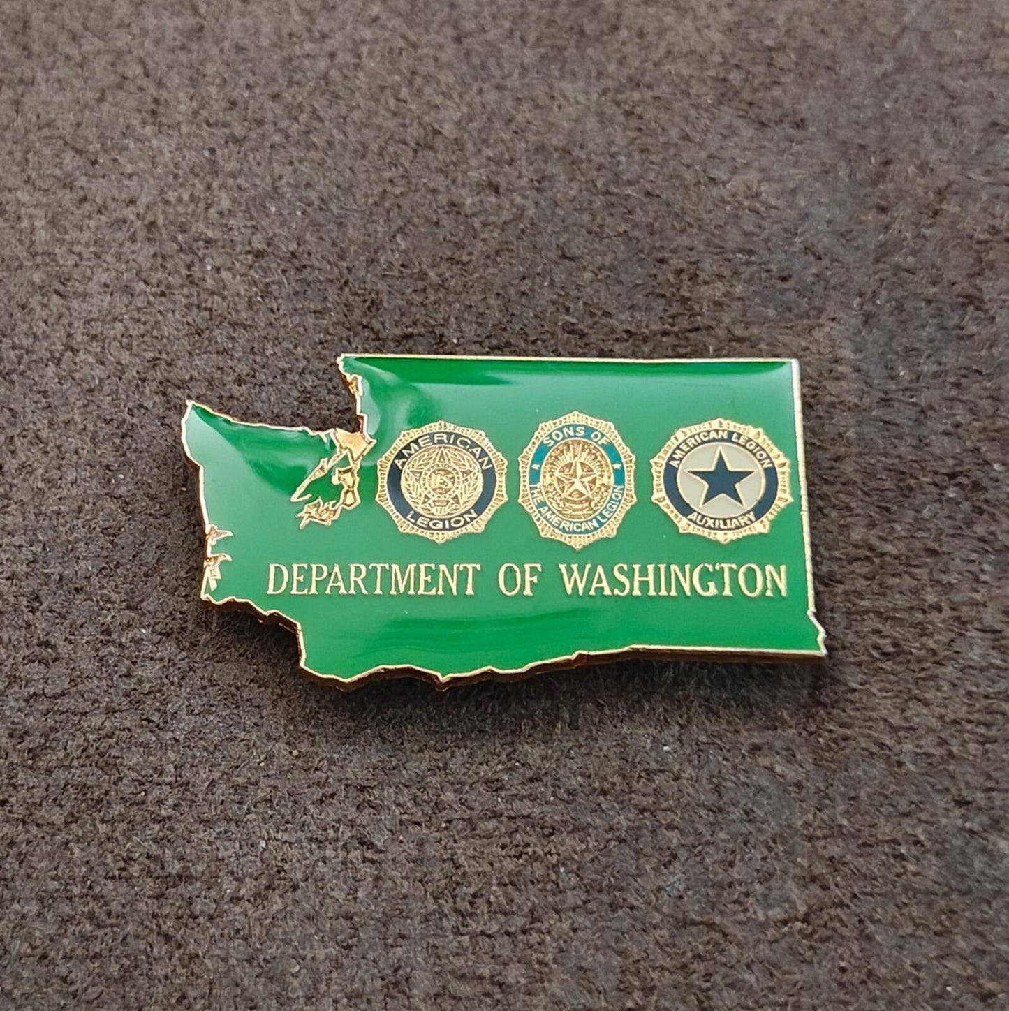 1990s American State Of Washington Gold Tone Green Enamel Pin