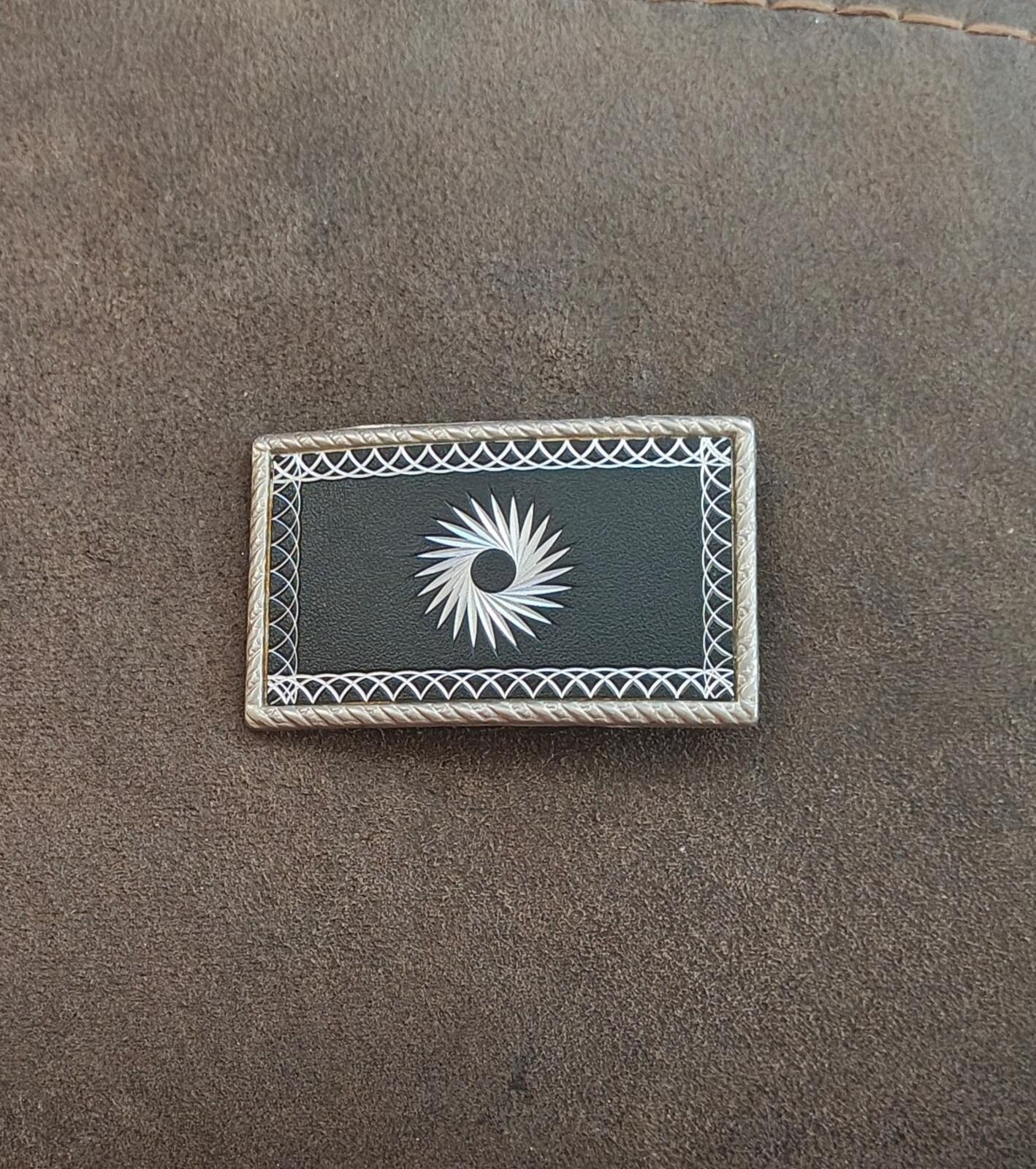 1970s/80s Western Style Belt Buckle With Etched Silver Tone Starburst Design