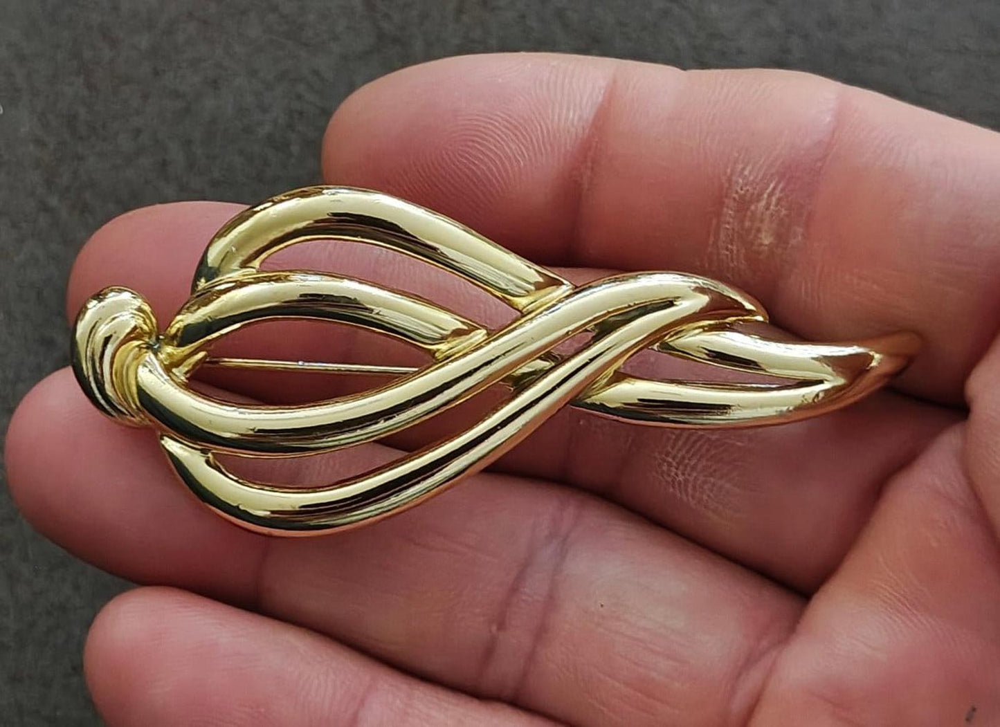1980s Danecraft Gold Tone Abstract Modernist Brooch
