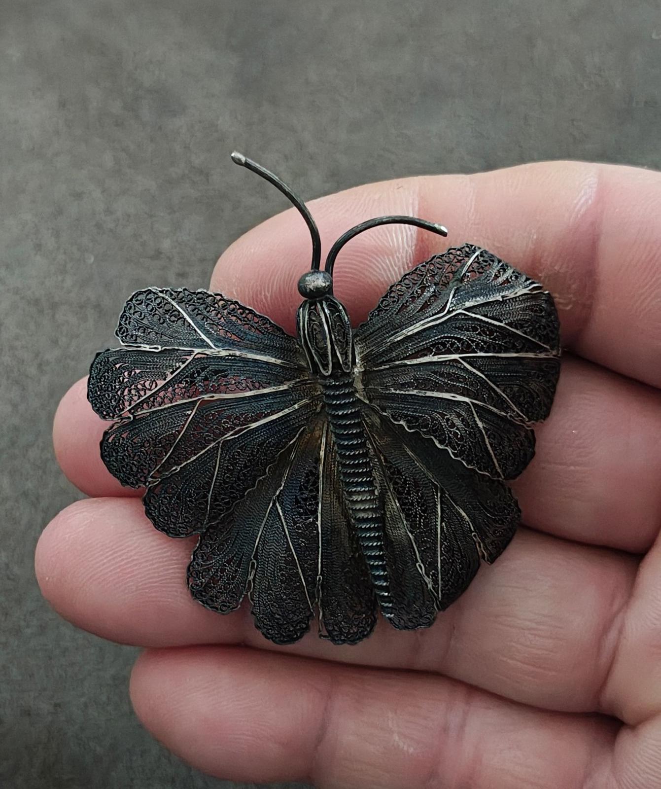 1930s Vintage Silver Tone Filigree Butterfly Brooch Pin