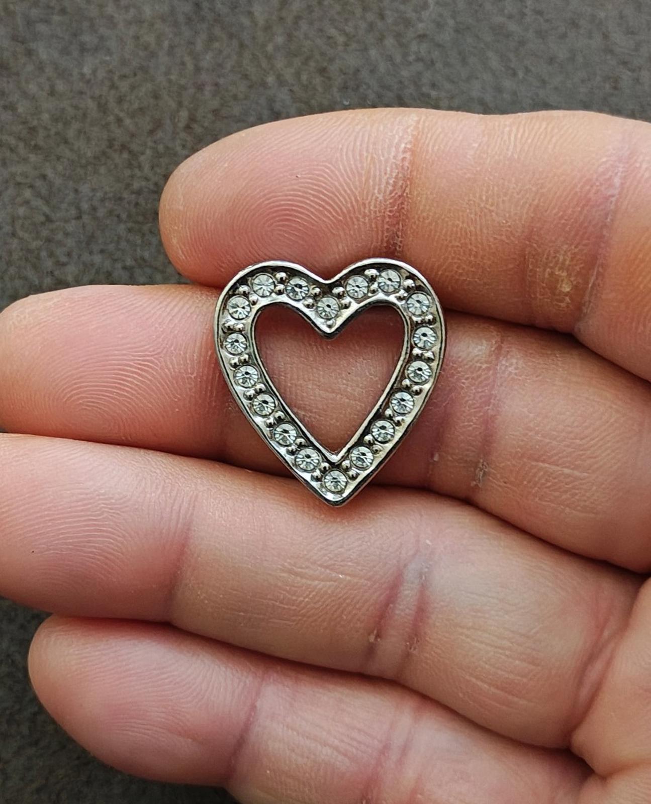 1990s Avon Crystal Rhinestones Silver Tone Open Heart Pin