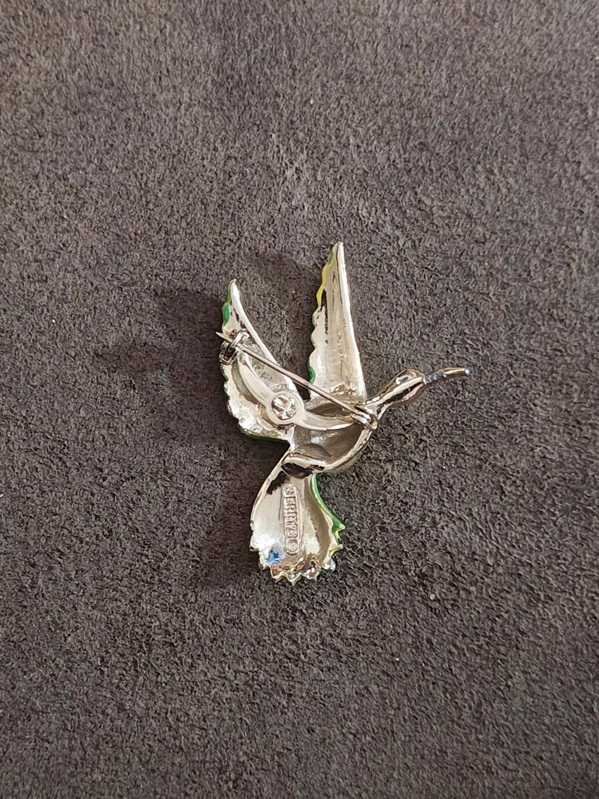 1980's Vintage Signed Gerry's Gold Tone Green Enamel Bird Brooch Pin
