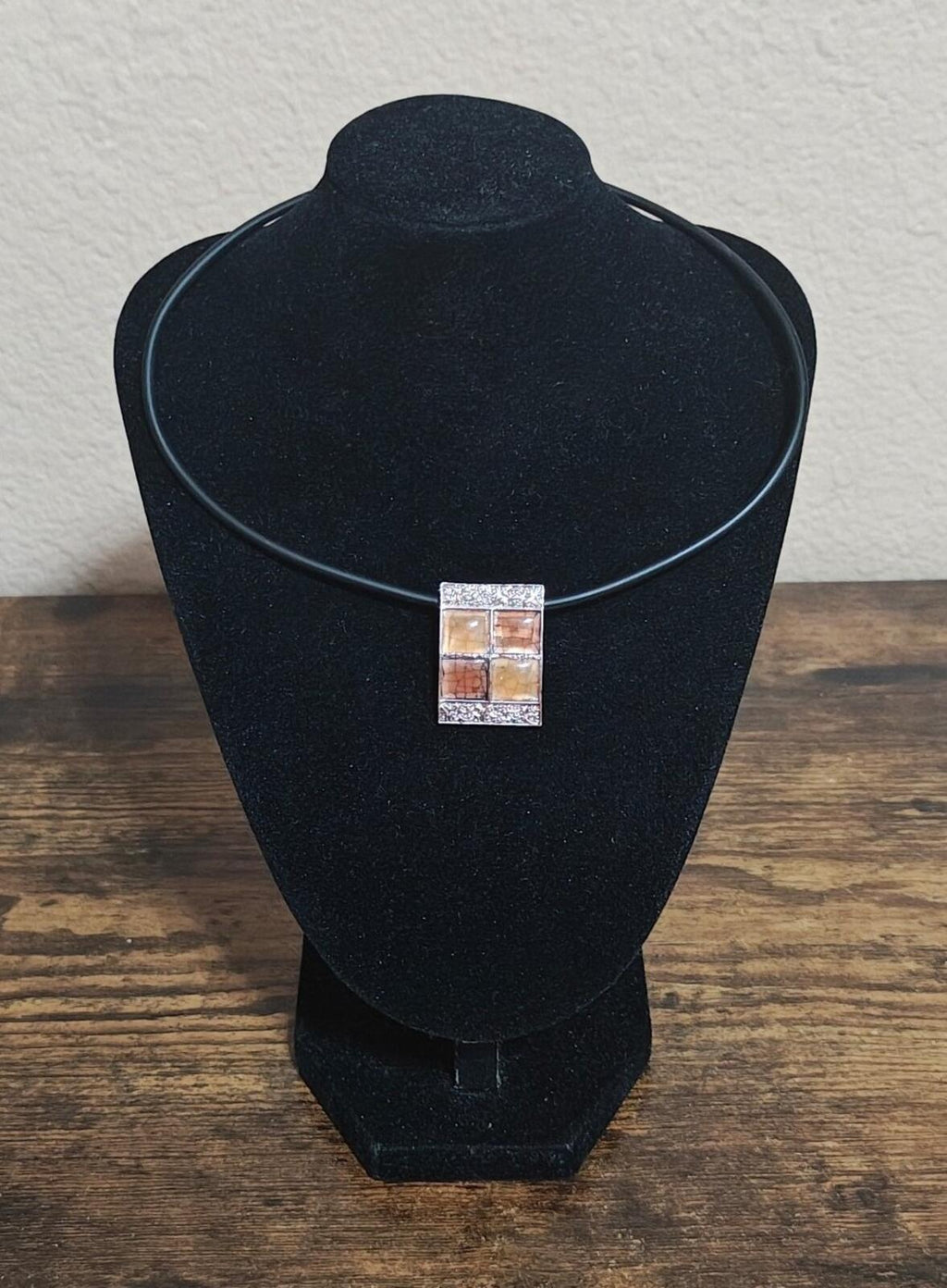 90s Signed Lia Sophia "Cupcake" Slide Pendant Designed With a Windowpane Grid