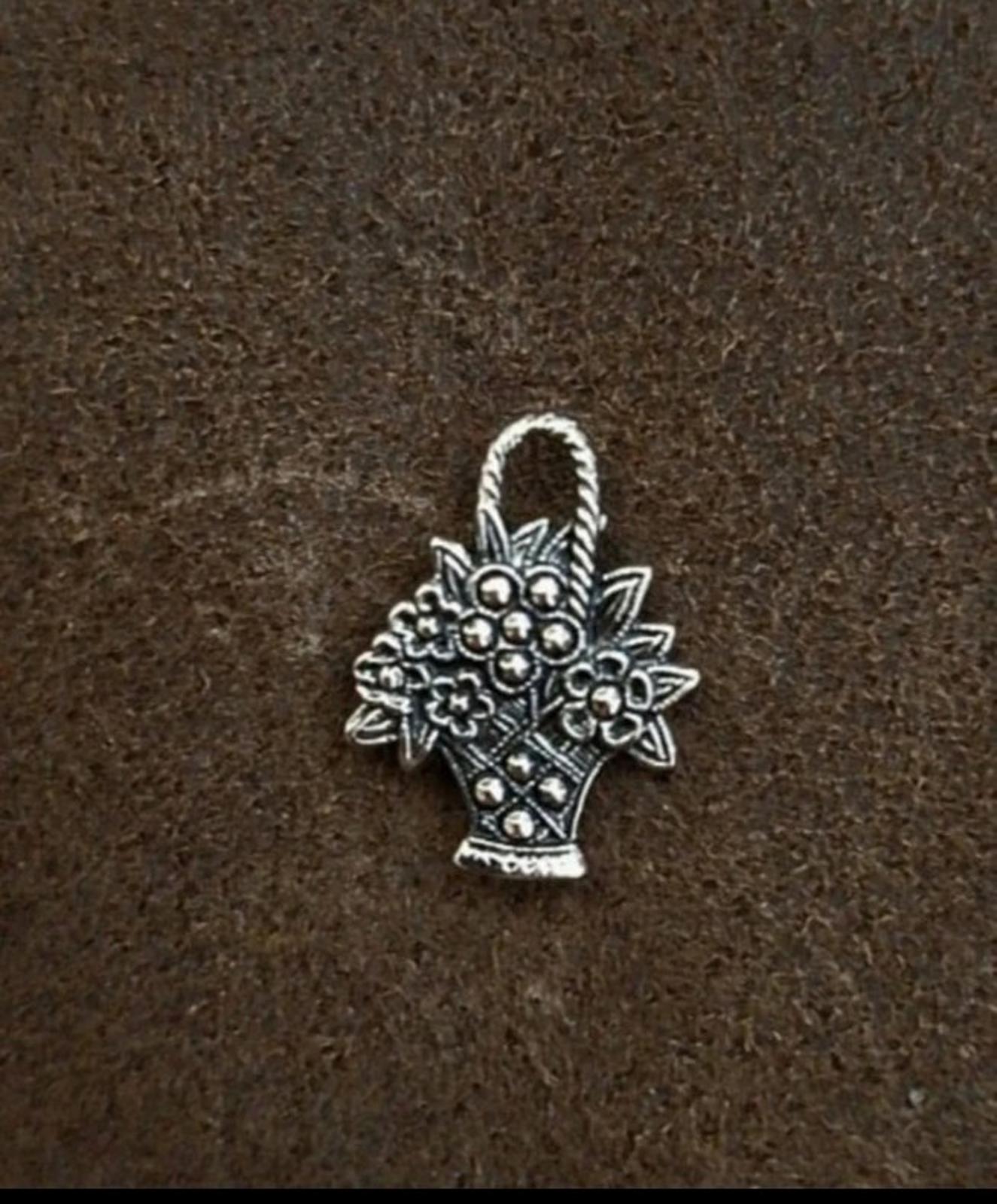 1982 Avon Antiqued Silver Tone Textured Flower Basket Pin