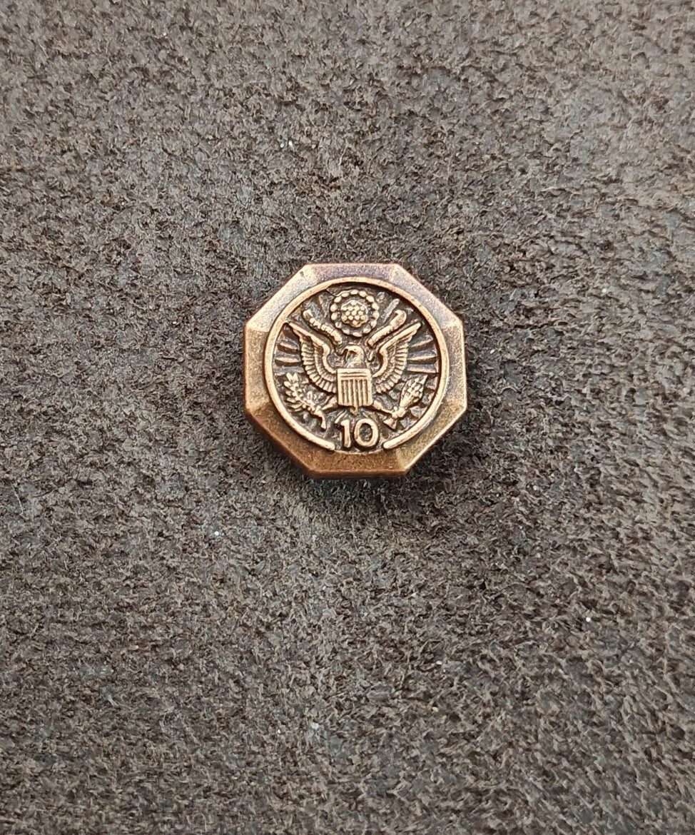 United States Federal Government 10-Year Length of Service Bronze Tone Pin