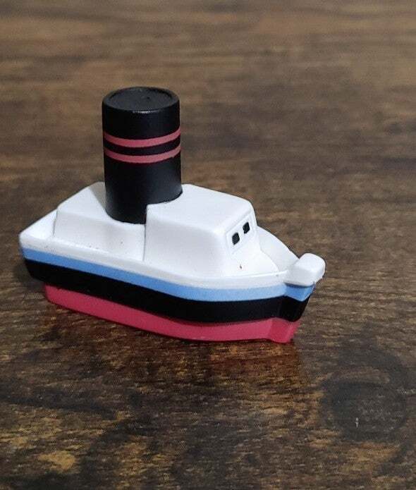 2002 Misfit Toy Tug Boat PVC Figure