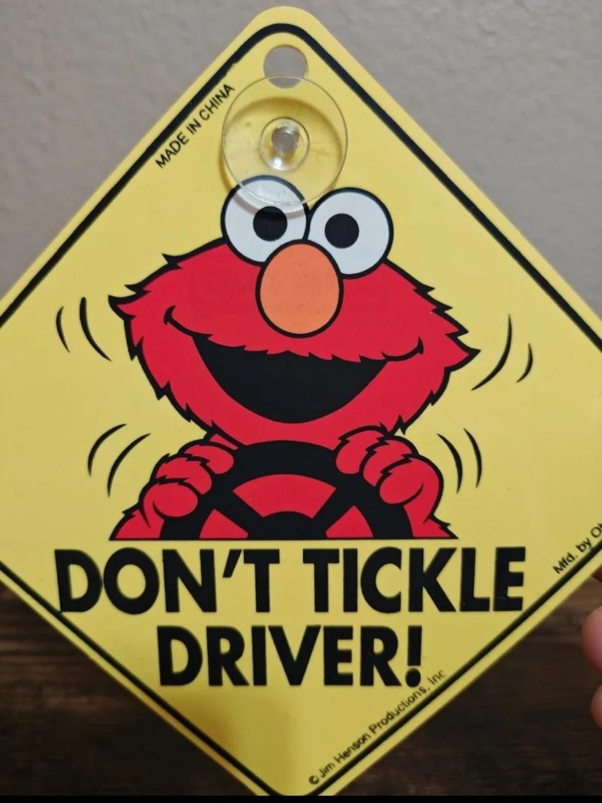 1997 Sesame Street Elmo "Don't Tickle Driver!" Car Window Sign With Suction Cup