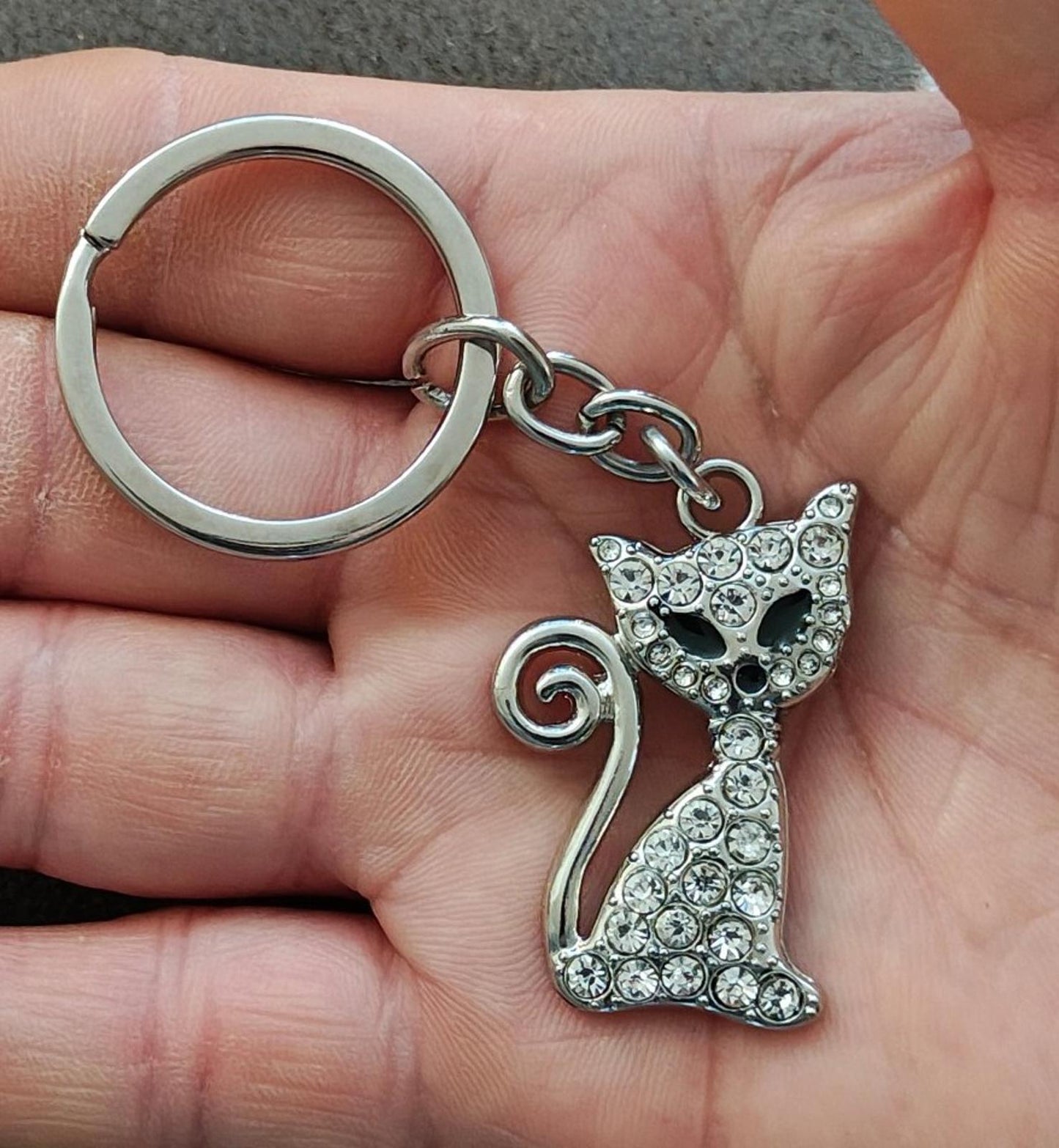 Rhinestone Inlaid Cat/Kitten Silver Tone Black Enamel Keychain/Bag Charm/Fob