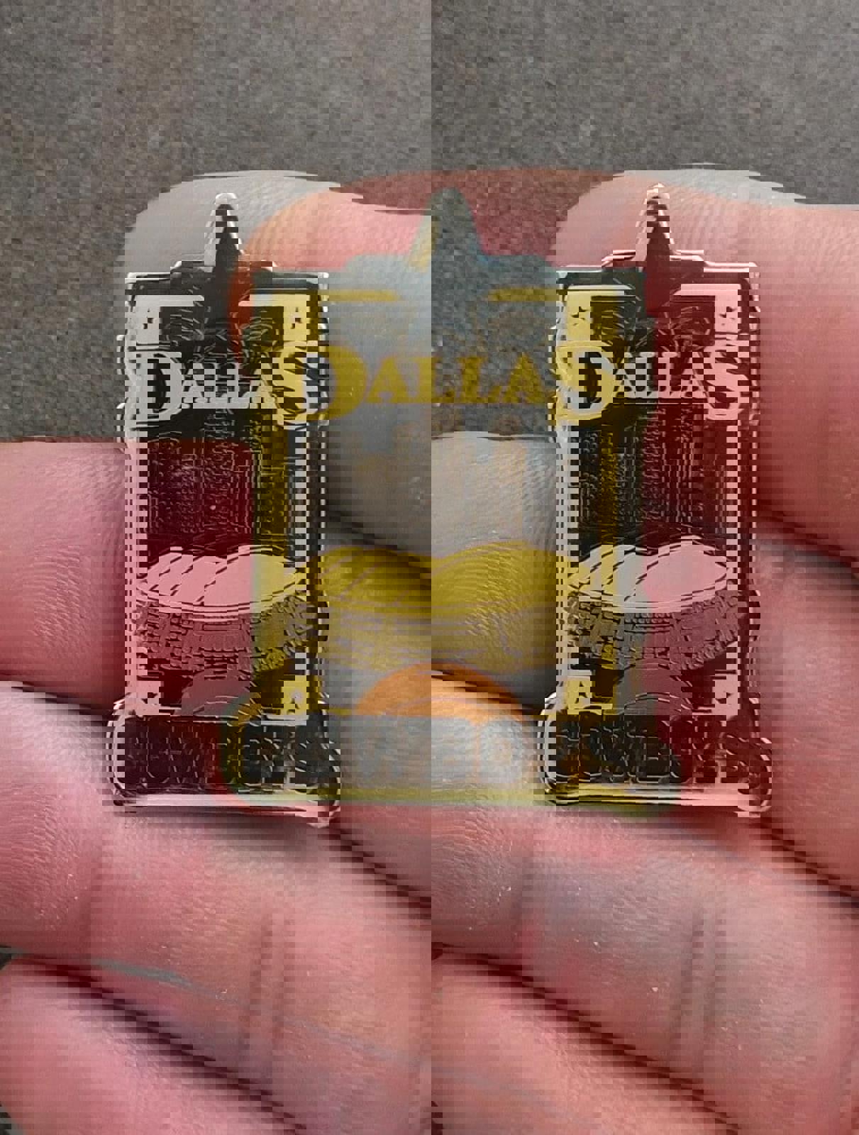 1990's Dallas Cowboys Gold Tone Enamel Pin