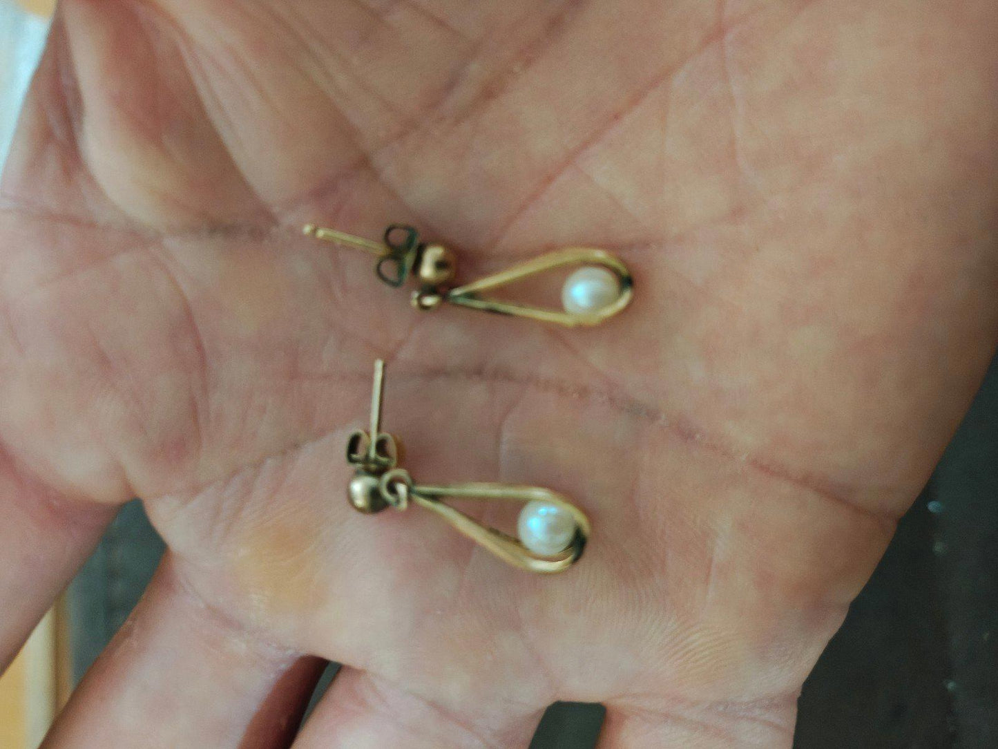 1960's Gold Tone Caged Teardrop Faux Pearls Necklace & Earrings Set