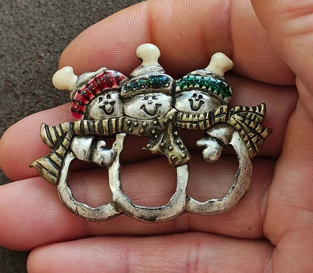 1980s Pewter Triple Snowman Holiday Brooch Pin