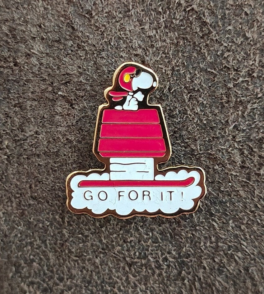 1970s Peanuts Snoopy Go For It! Gold Tone Enamel Pin