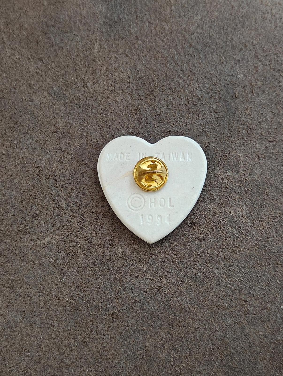 1994 House of Lloyd Jesus is the Heart of the Season Ceramic Pin