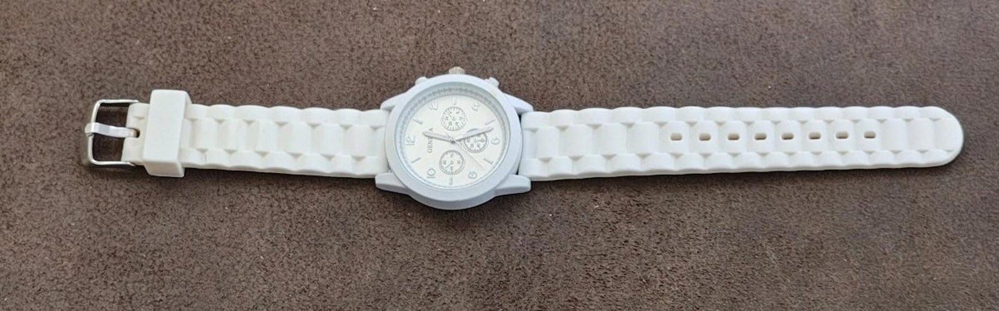 Geneva Beige Dial White Rim Silicone Band Women's Quartz Watch
