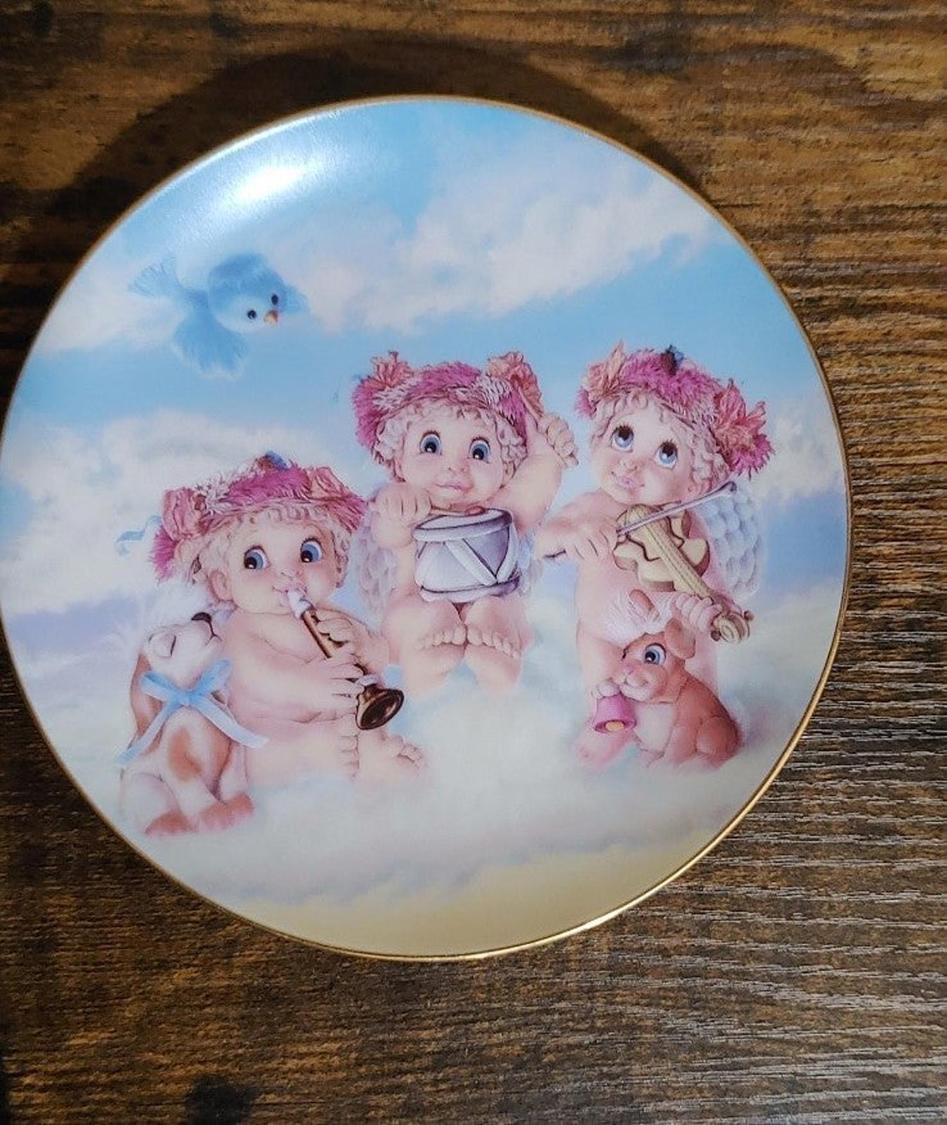 Set Of 3- 1990's Hamilton Dreamsicles Plates