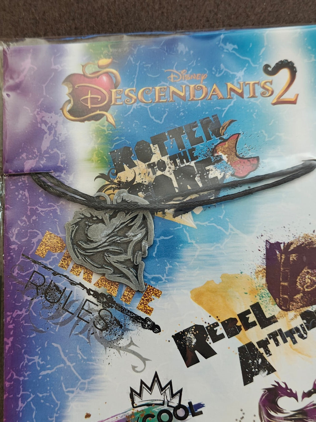 Official Disney Descendants 2 "Rotten to the Core" Charm Necklace New