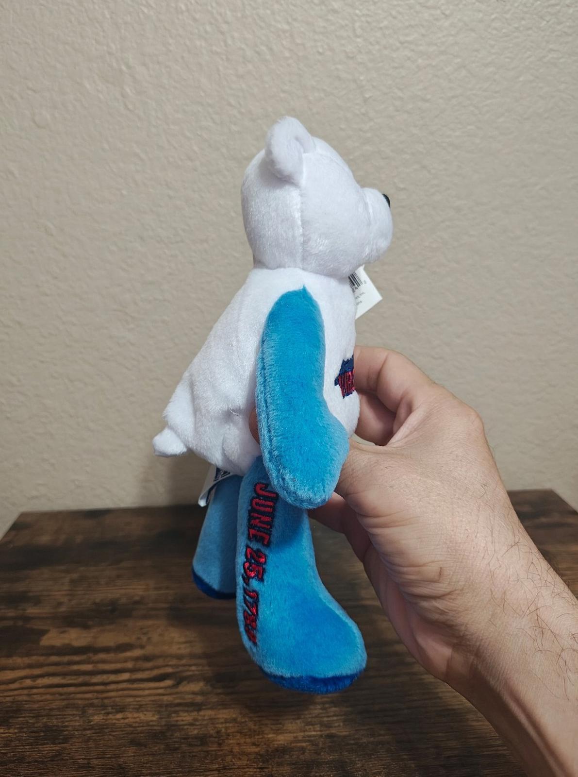 2001 Limited Treasures Virginia State Quarter Bear Collectible Plush