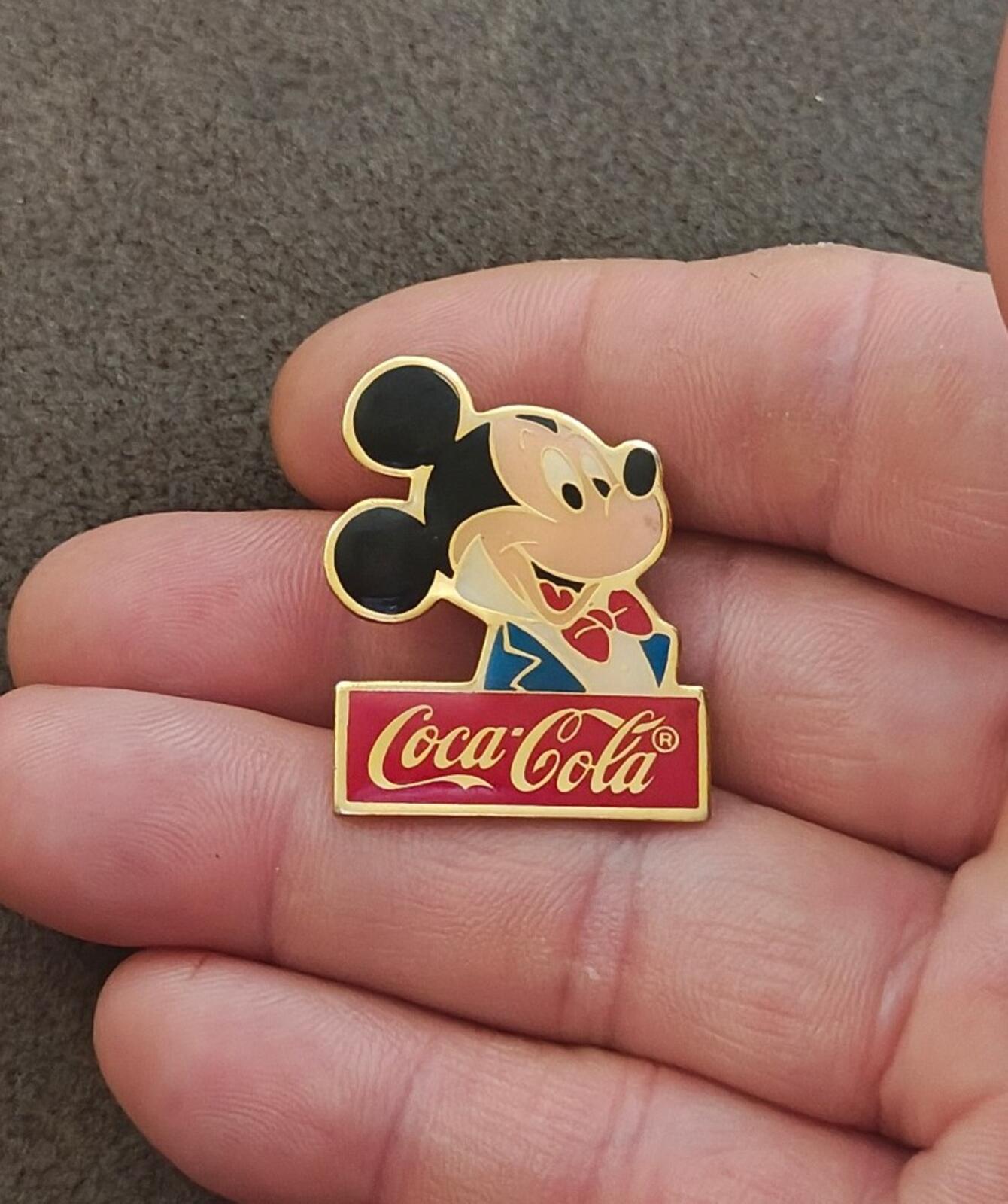 1986 Vintage Coca-Cola Mickey Mouse Limited Edition Gold Tone Enamel Pin