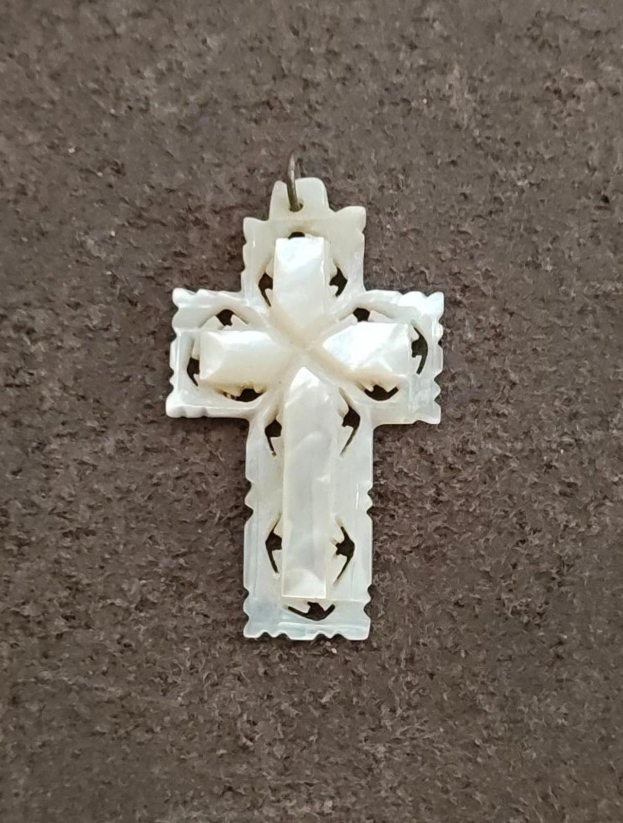 1980s/90s Hand Carved Mother of Pearl Cross Pendant From Bethlehem