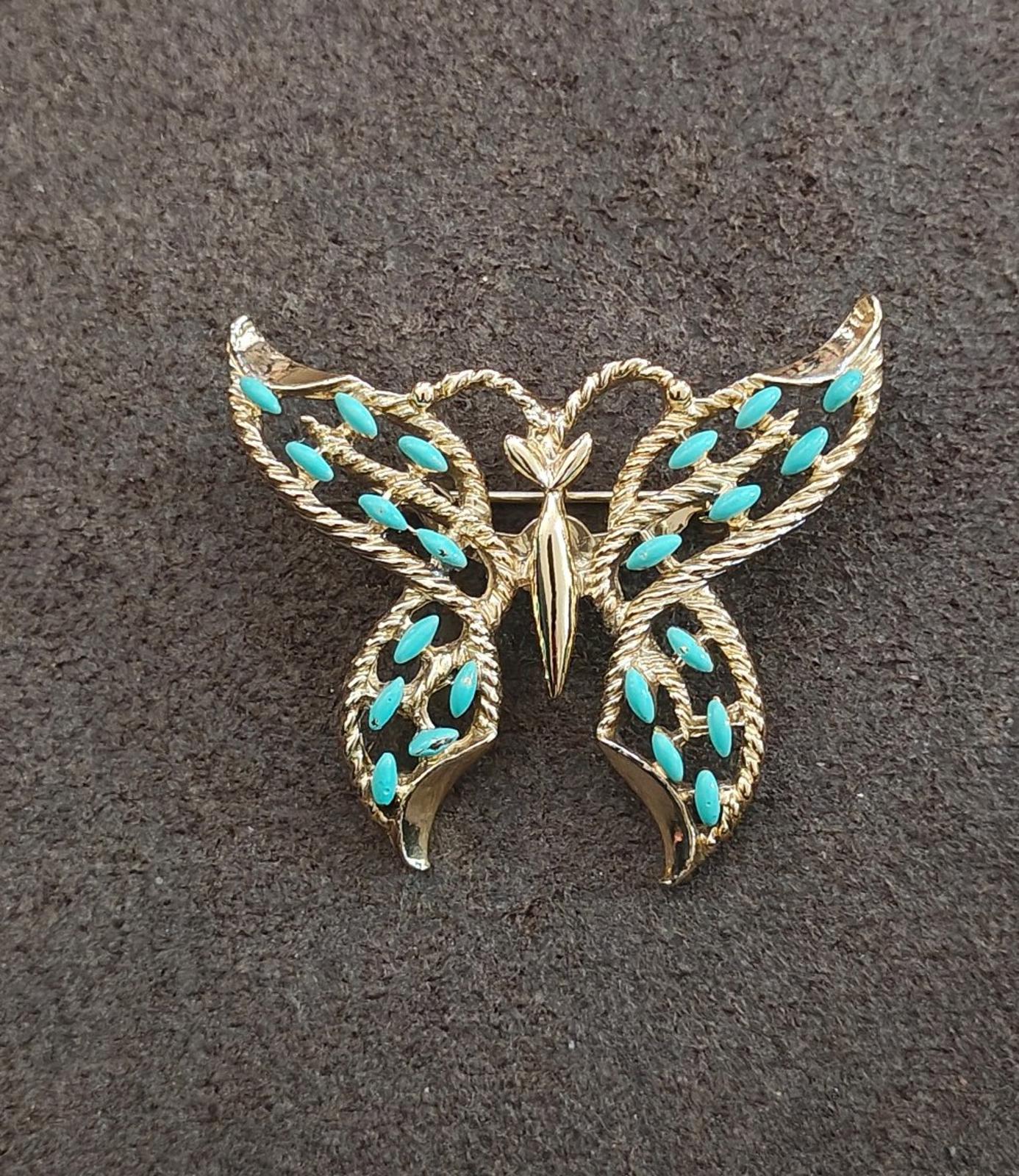 1960s Gerry's Gold Tone With Faux Turquoise Enamel Brooch
