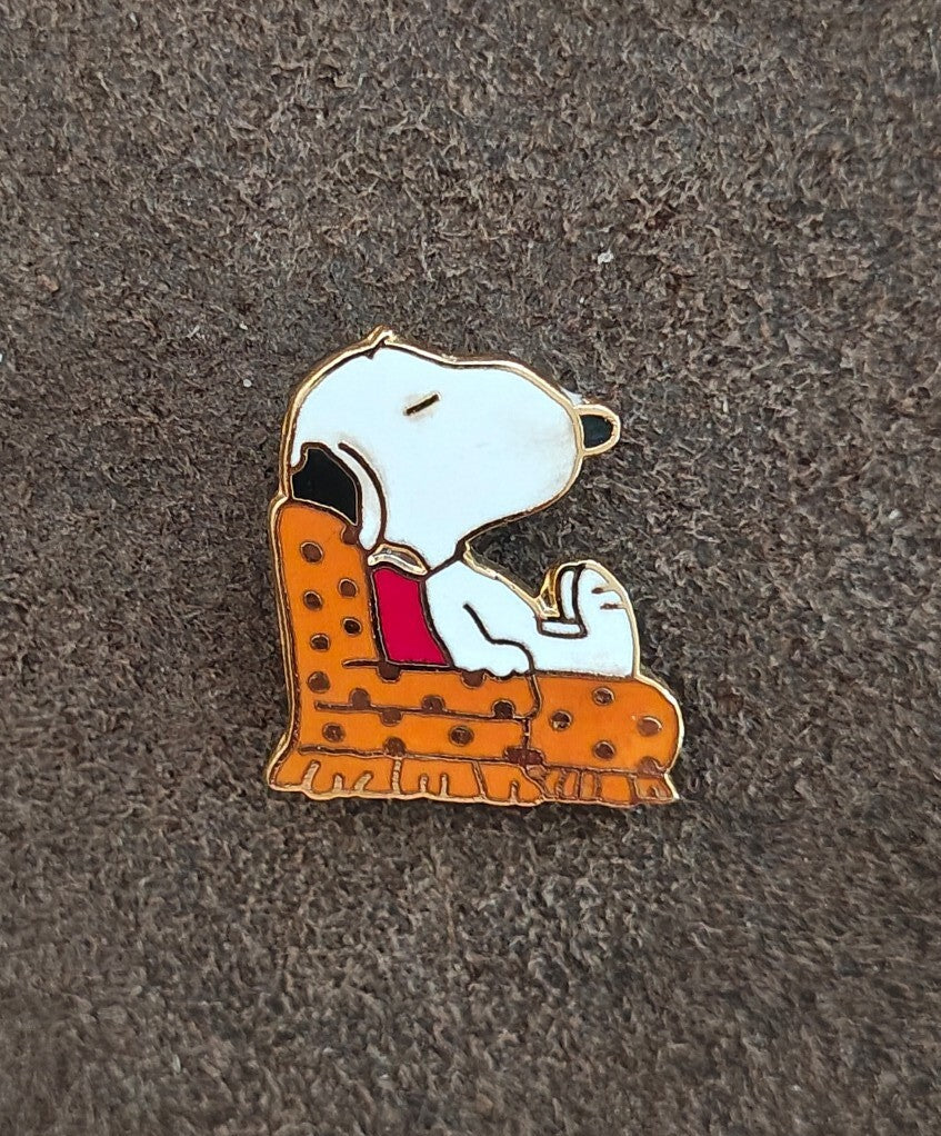 1970s Aviva Peanuts Snoopy in Orange Armchair Cloisonne Gold Tone Enamel Pin