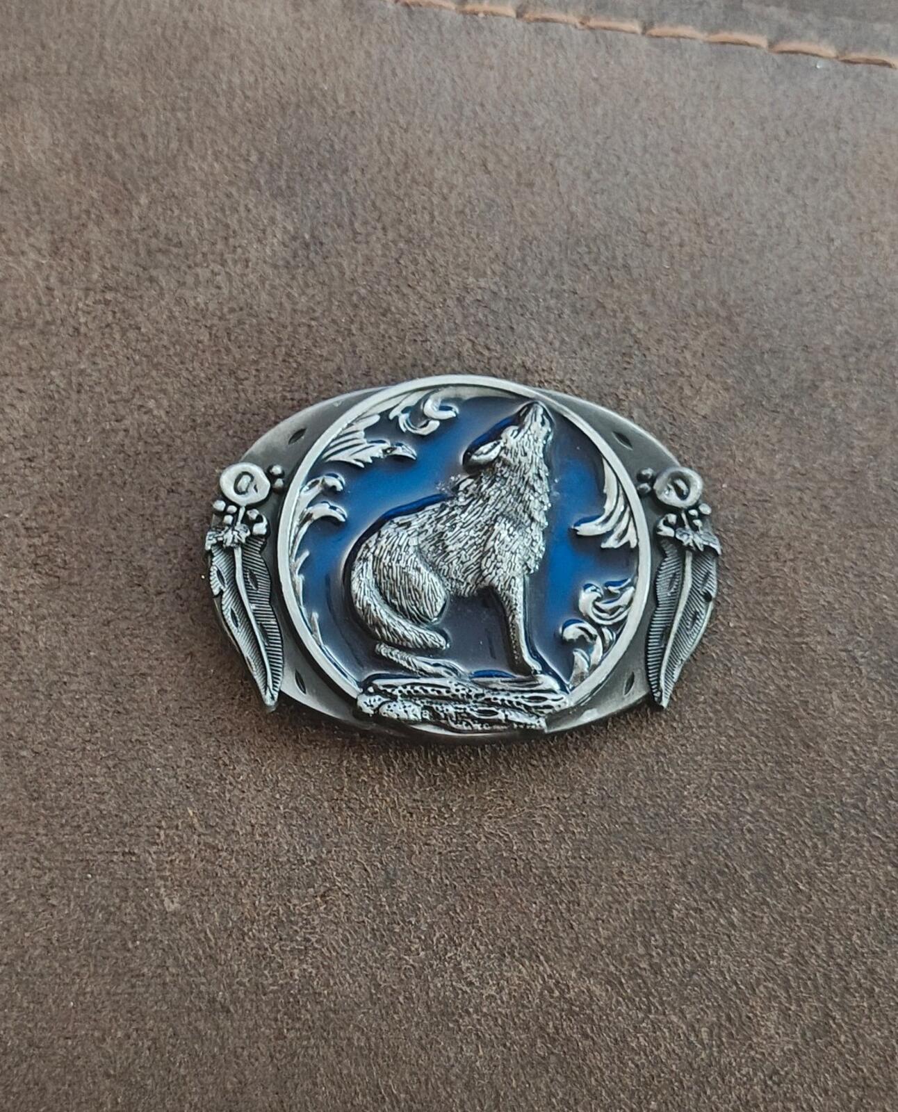 Western Style 3D Howling Wolf Pewter Belt Buckle
