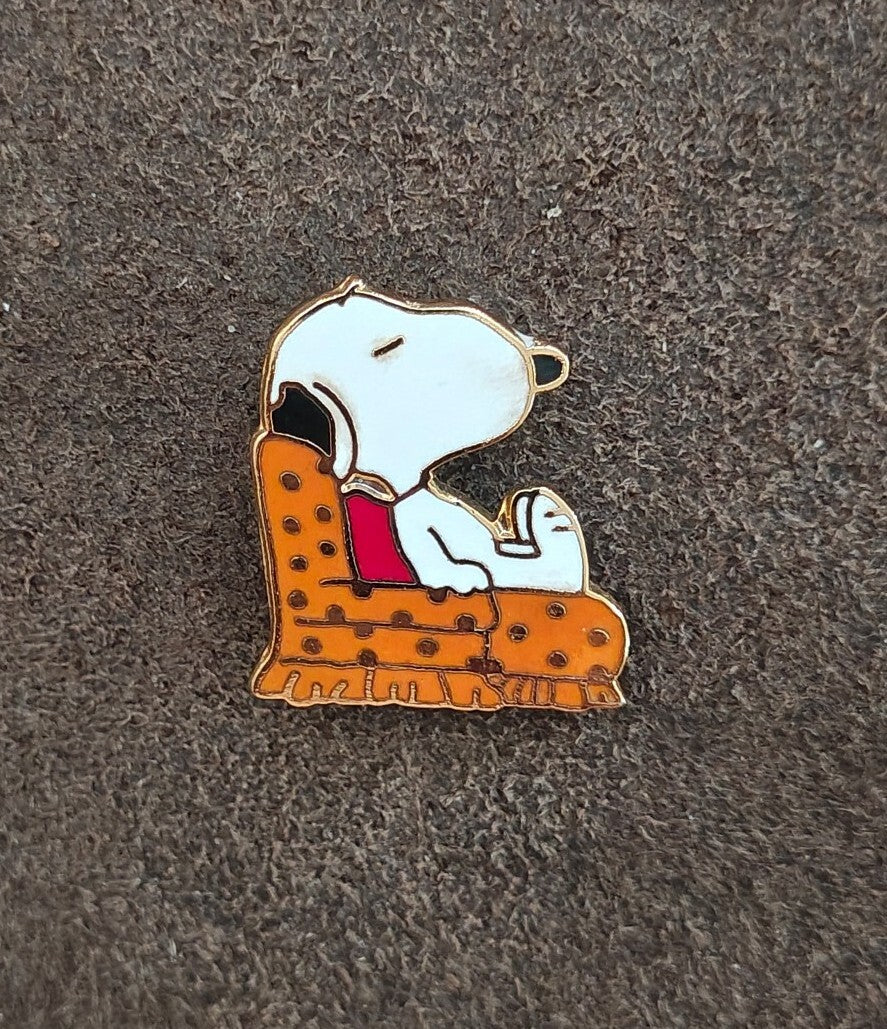 1970s Aviva Peanuts Snoopy in Orange Armchair Cloisonne Gold Tone Enamel Pin