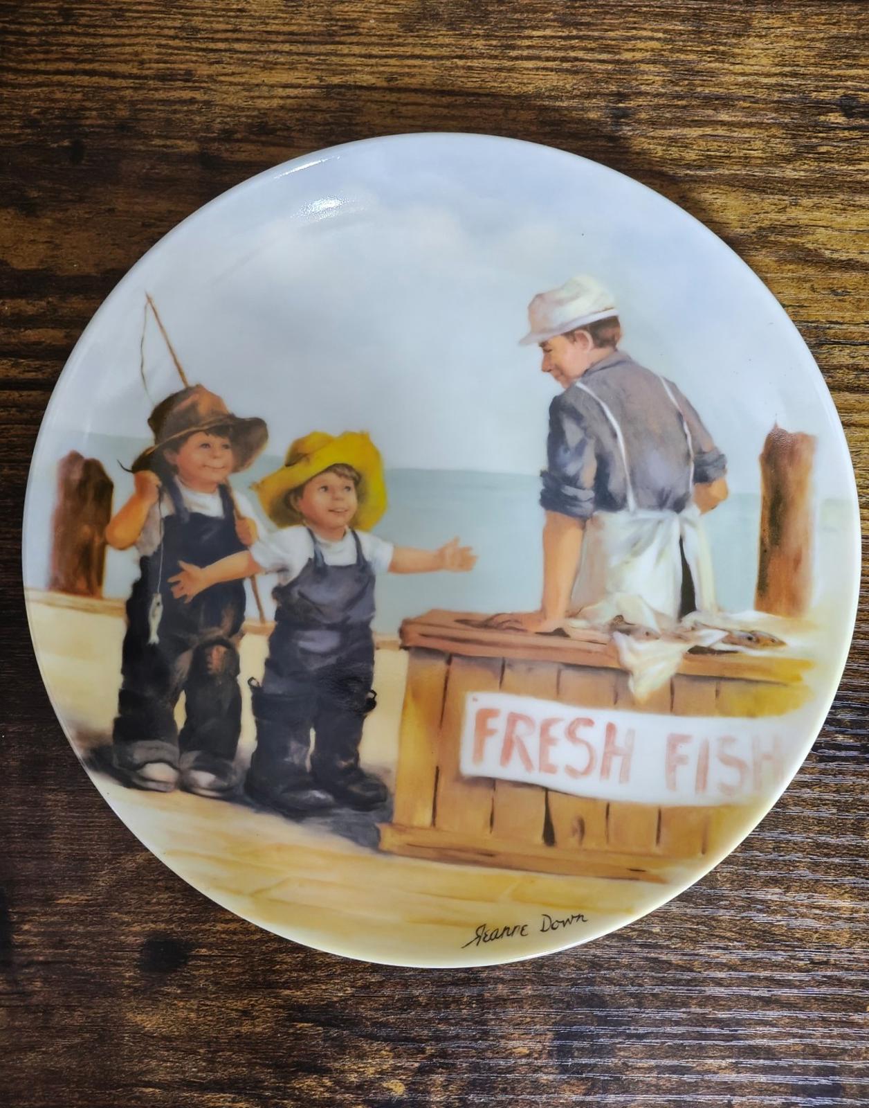 1983 Knowles "Fish Story" from Friends I Remember By Jeanne Downs Plate