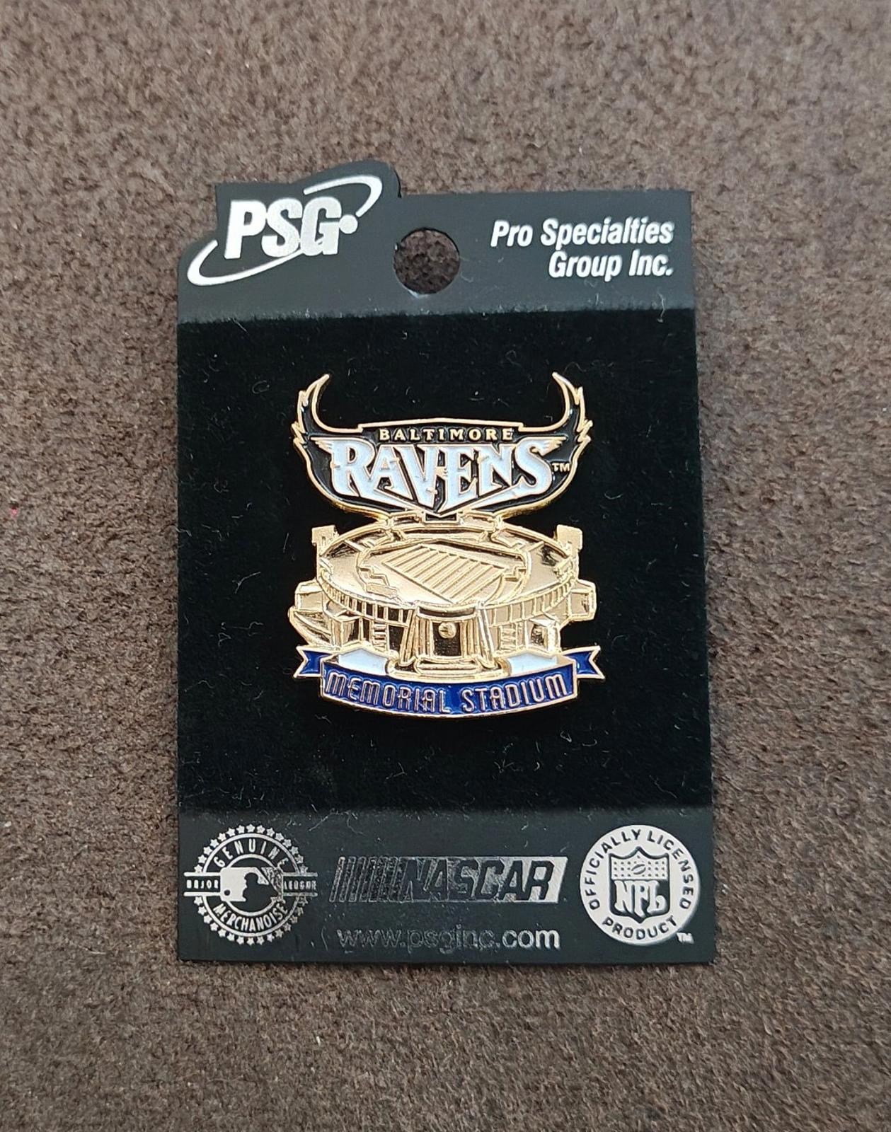 2001 Baltimore Ravens Memorial To Memorial Stadium Gold Tone Enamel Pin New