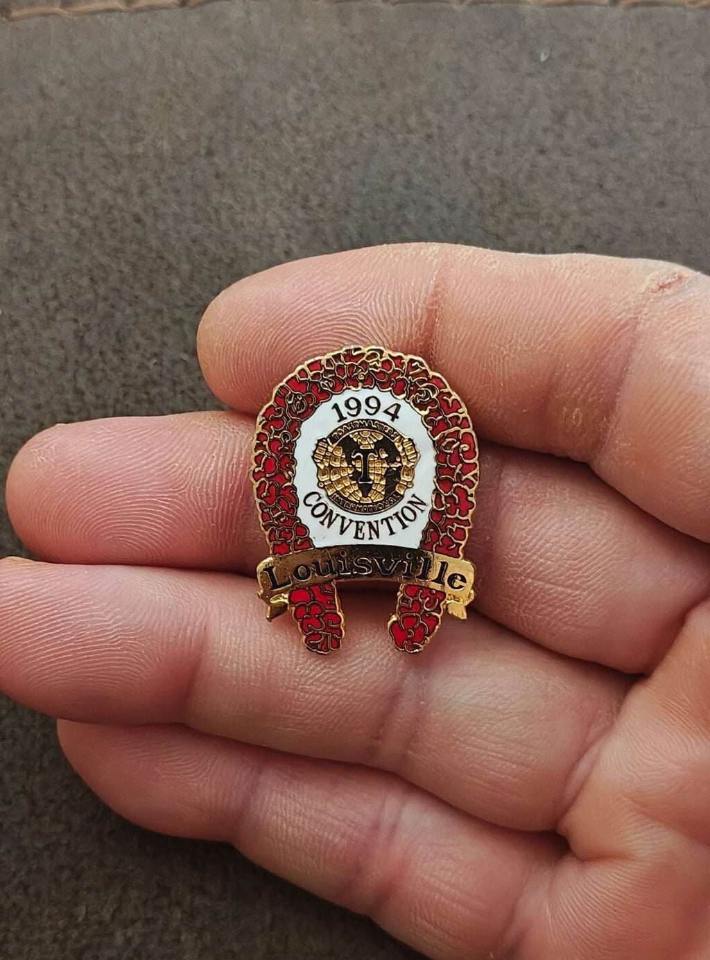 1994 Toastmasters International Convention Louisville Kentucky Gold Tone Pin.