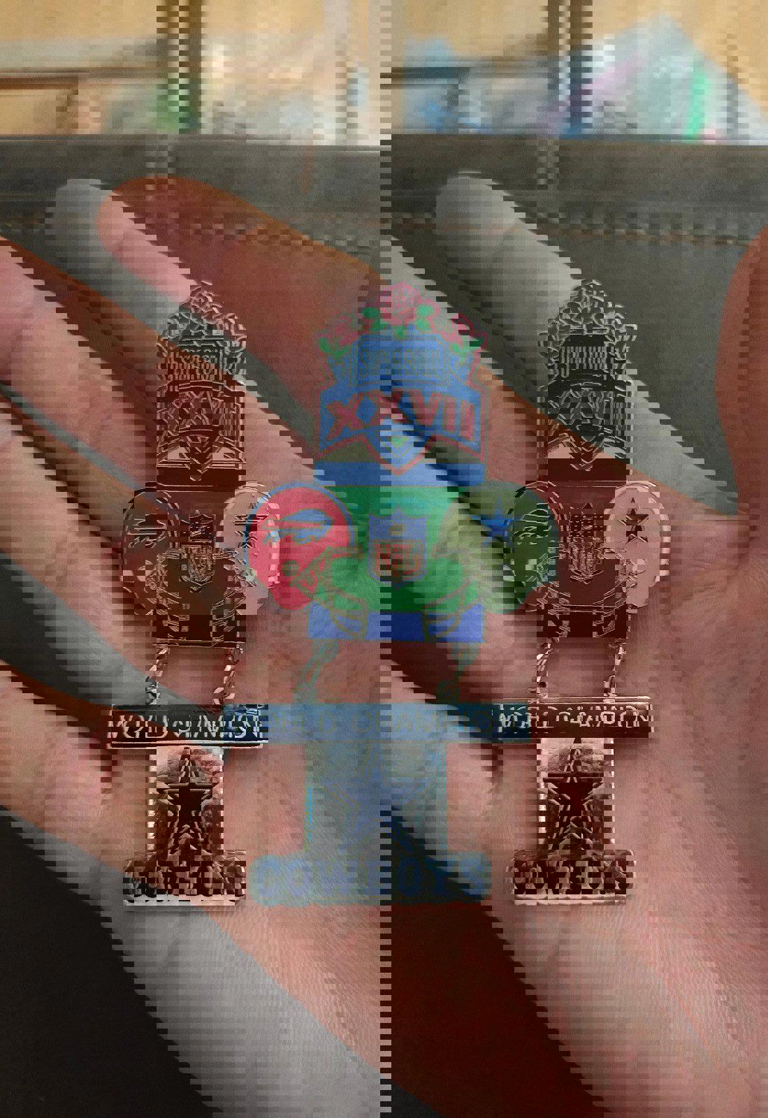 1993 Champion Dallas Cowboys Super Bowl XXVII Commemorative Pin