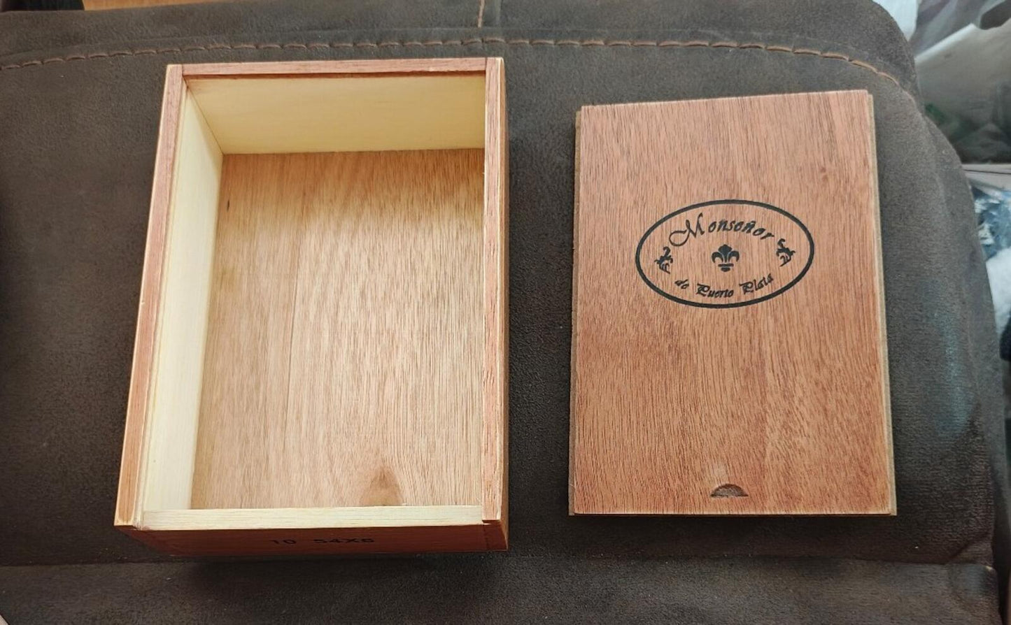 Monseñor de Puerto Plata" Empty Wooden Cigar Box