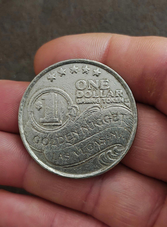 1990'a Golden Nugget Las Vegas Casino One Dollar Slot Token