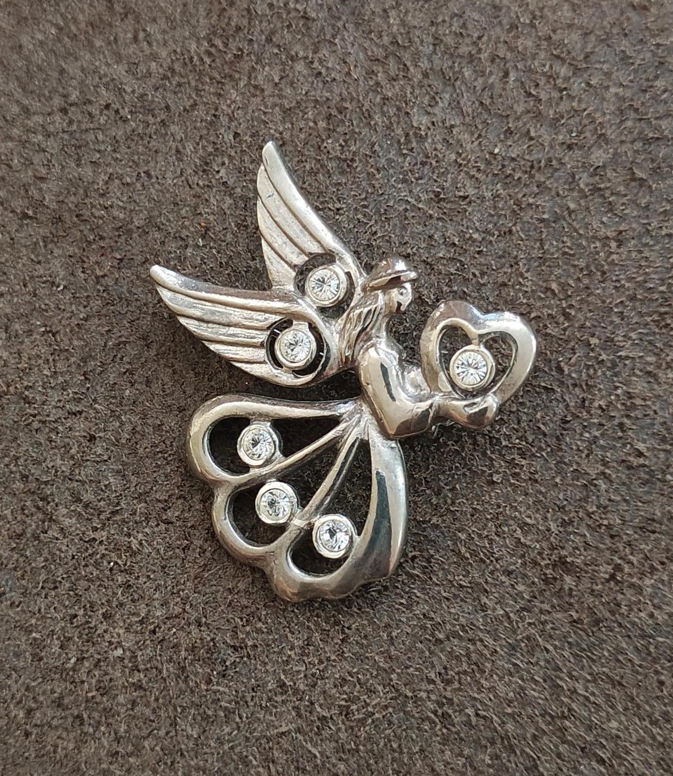 1990's Angel Of Love Angel With Heart and Clear Rhinestones Pin