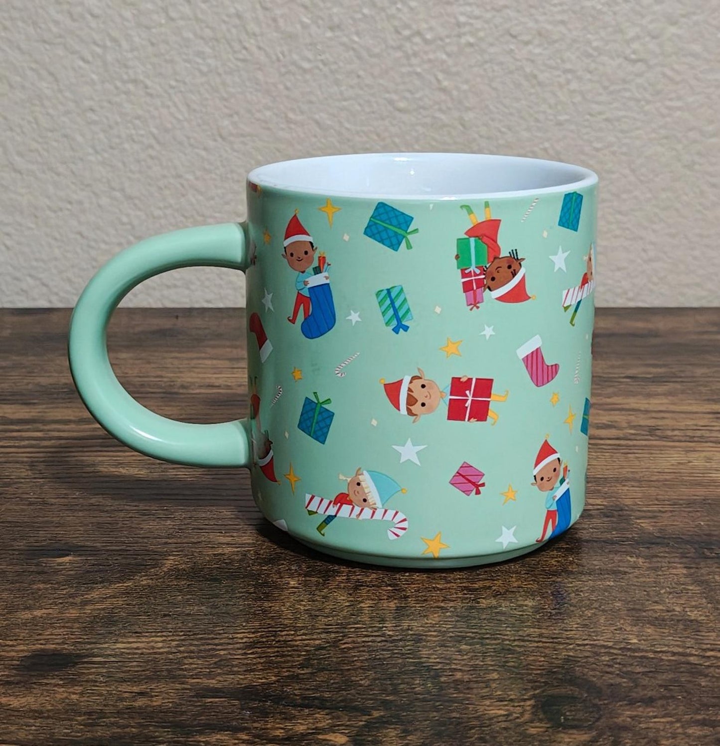 Cute & Colorful Wondershop 18 oz Ebony Glenn Christmas Stoneware Mug