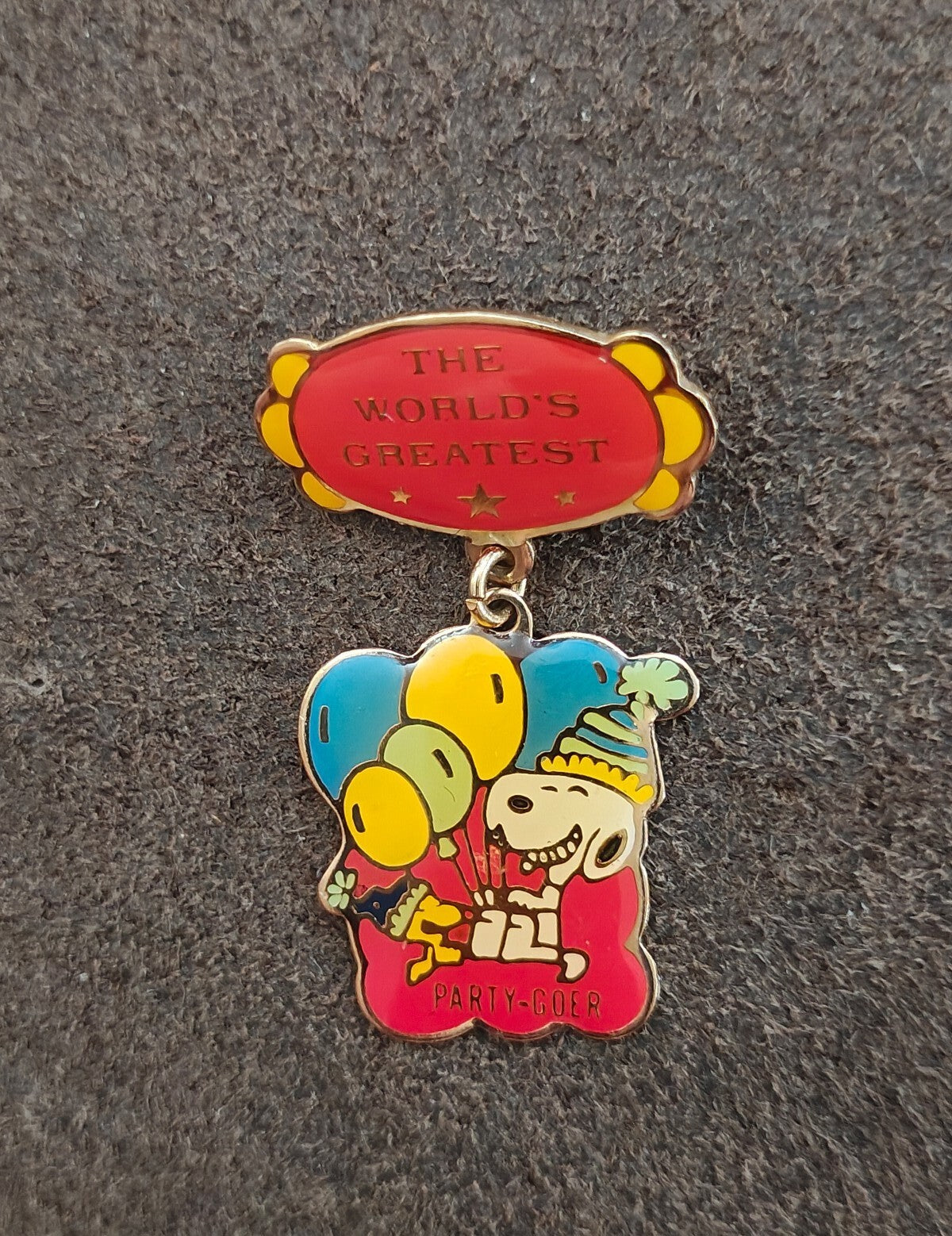 1970s/80s Peanuts Snoopy "World's Greatest Party-Goer" Award Dangle Pin