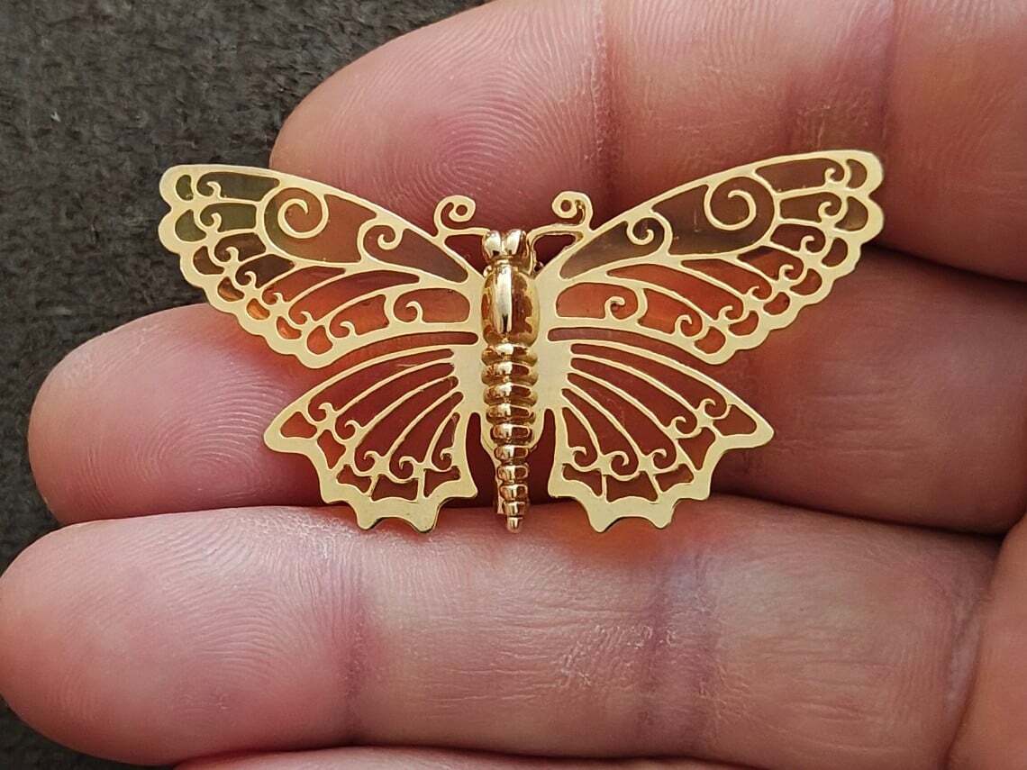 1970s Avon Luminous Wings Butterfly Gold Tone Filigree Brooch Pin