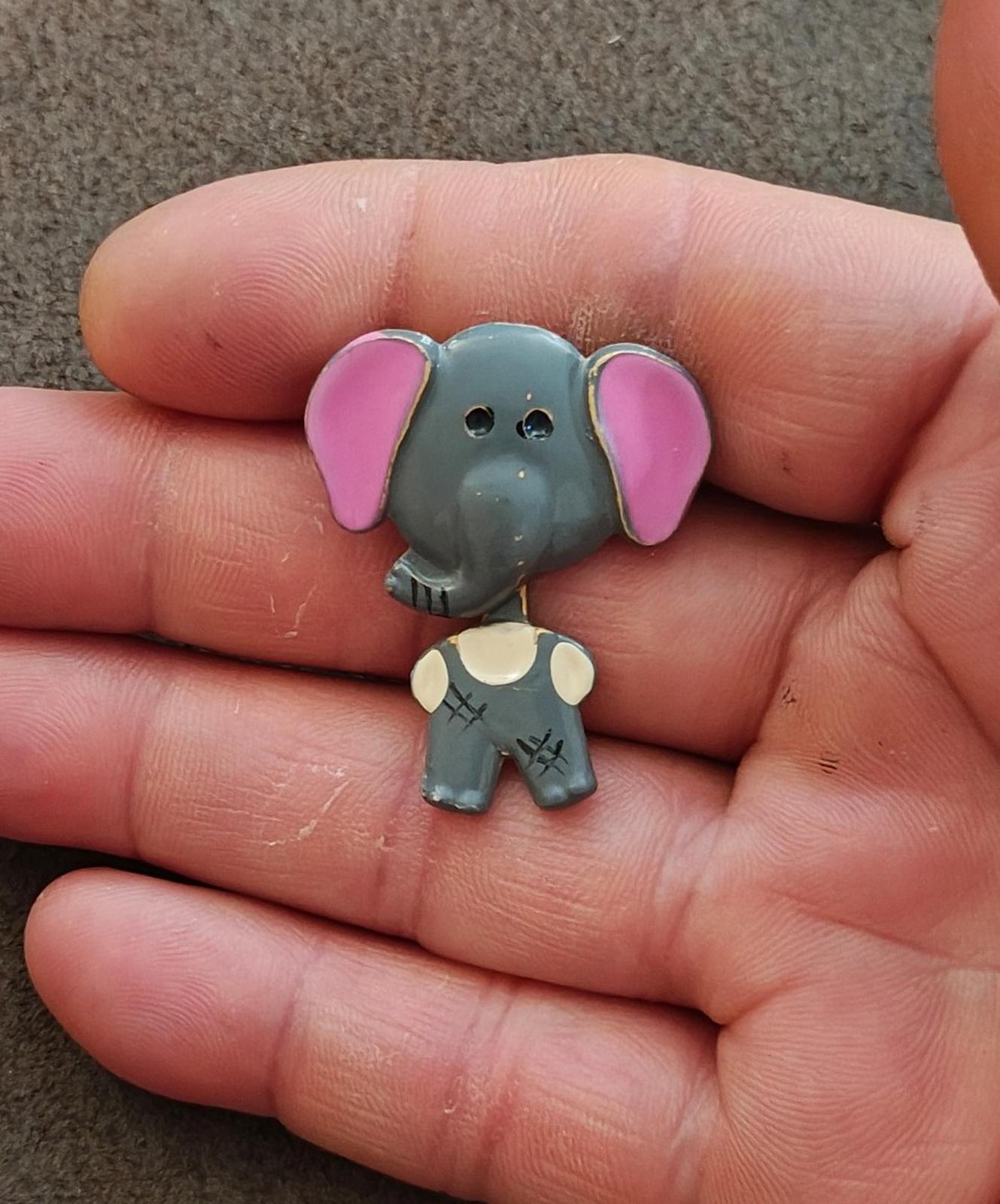 1970s/80s Metal Articulated Grey, White and Pink Enamel Elephant Brooch